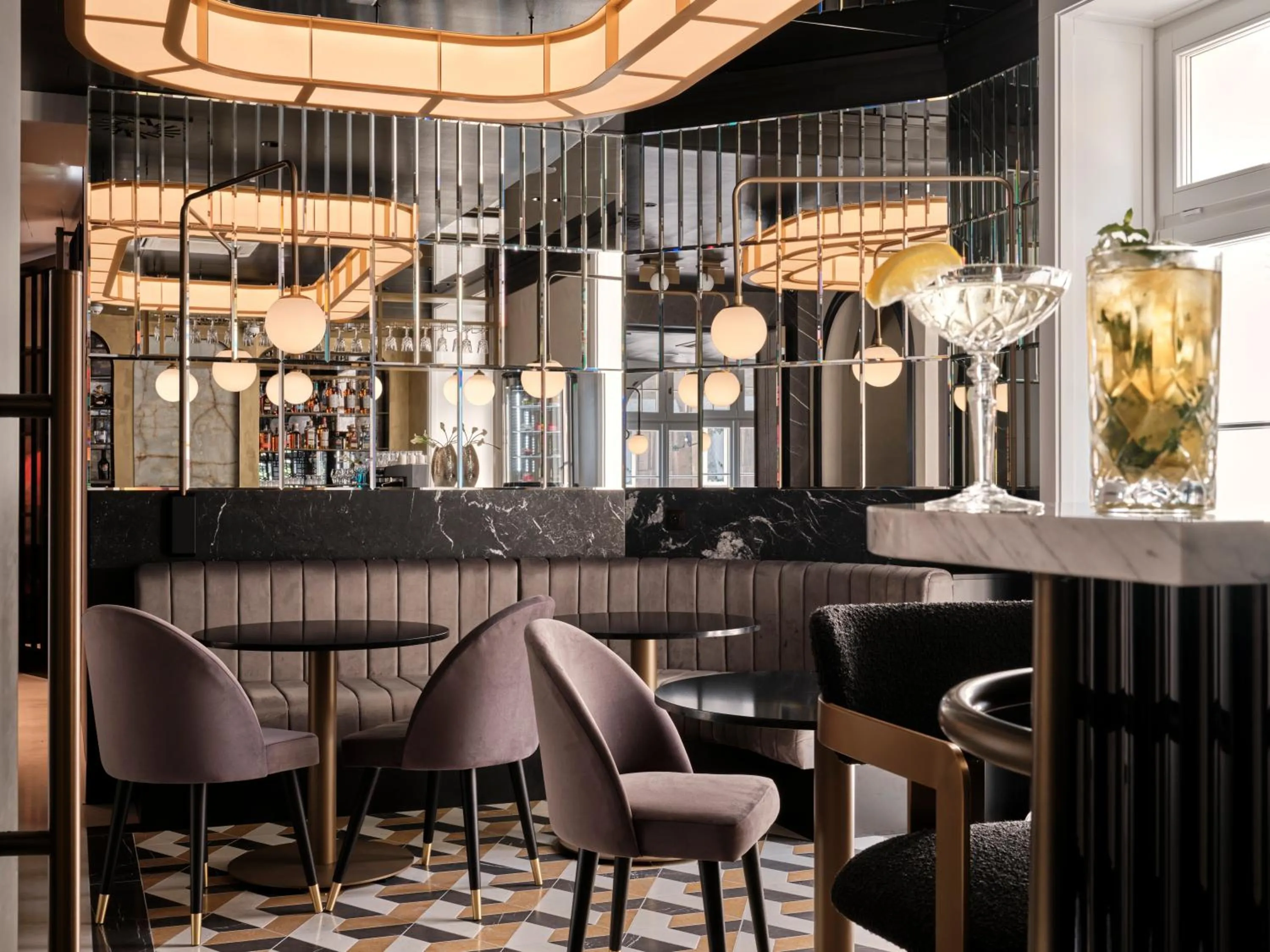 Restaurant/places to eat in The Crown Krakow Center - Handwritten Collection ACCOR