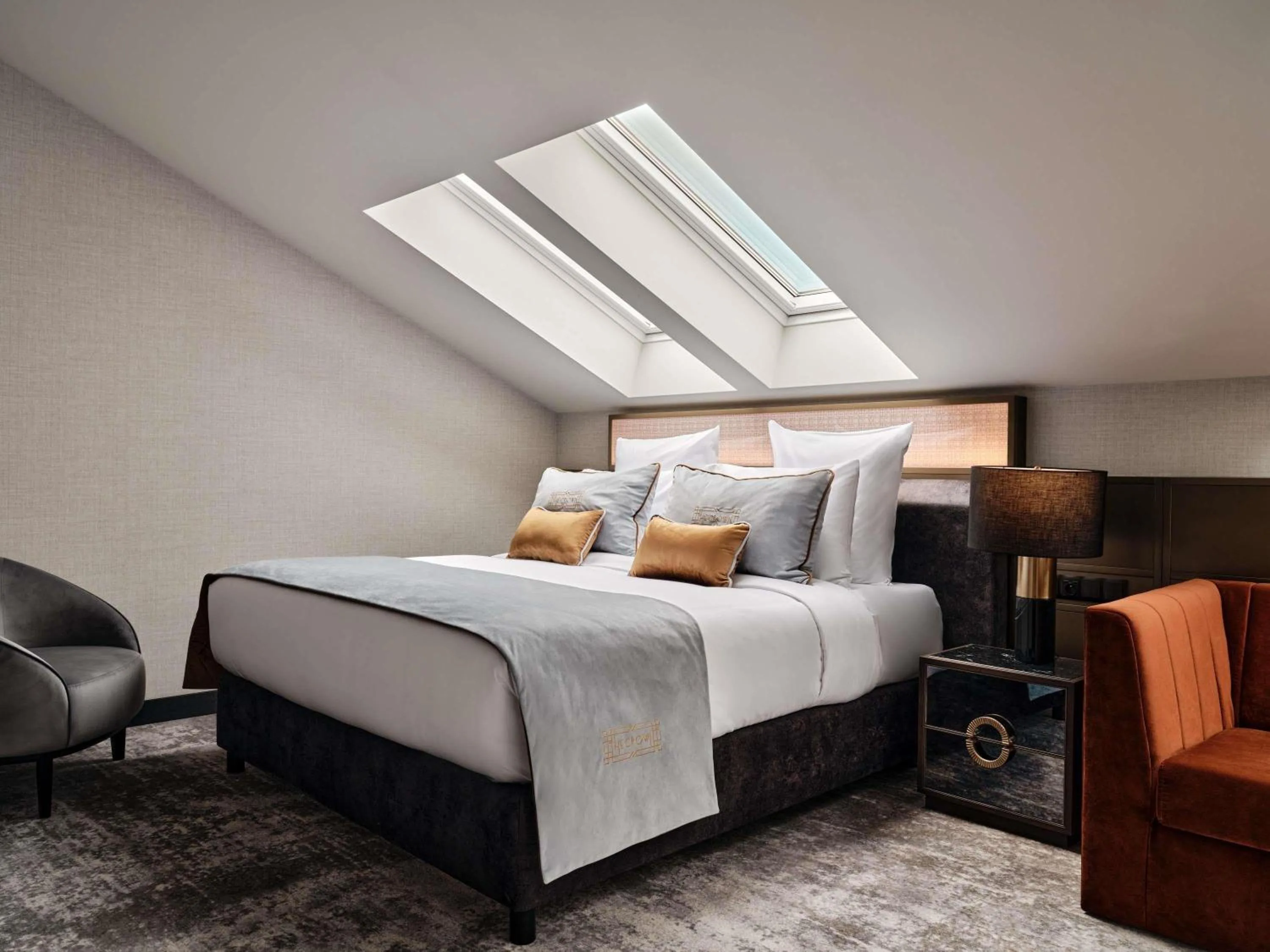 Bedroom, Bed in The Crown Krakow Center - Handwritten Collection ACCOR