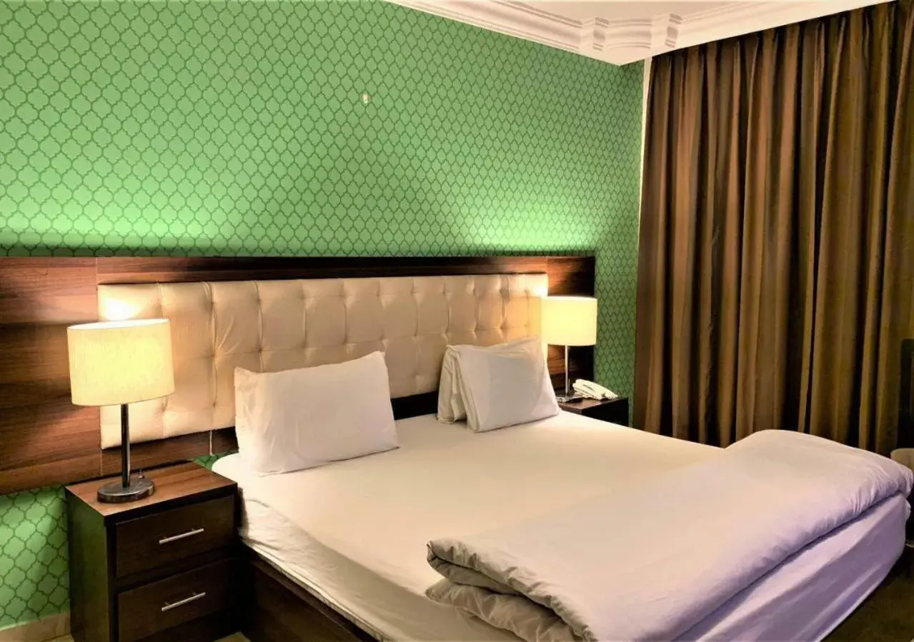 Bed in LANCASTER HOTEL APARTMENTS DAHIET ALRASHEED Bed in LANCASTER HOTEL APARTMENTS DAHIET ALRASHEED