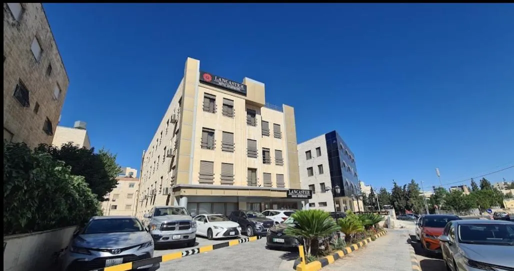 Property building in LANCASTER HOTEL APARTMENTS DAHIET ALRASHEED