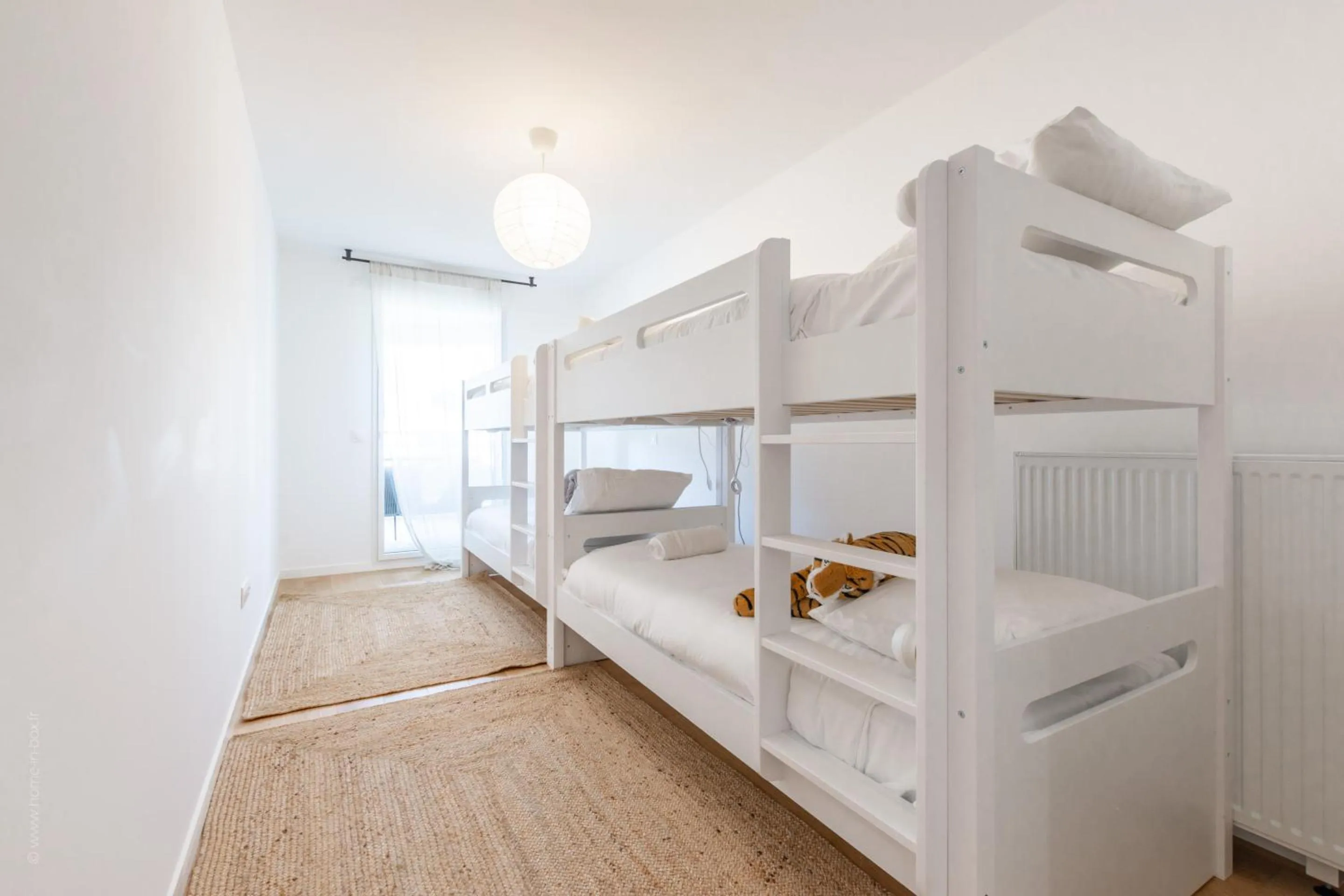 Bedroom in Full House By Plaza