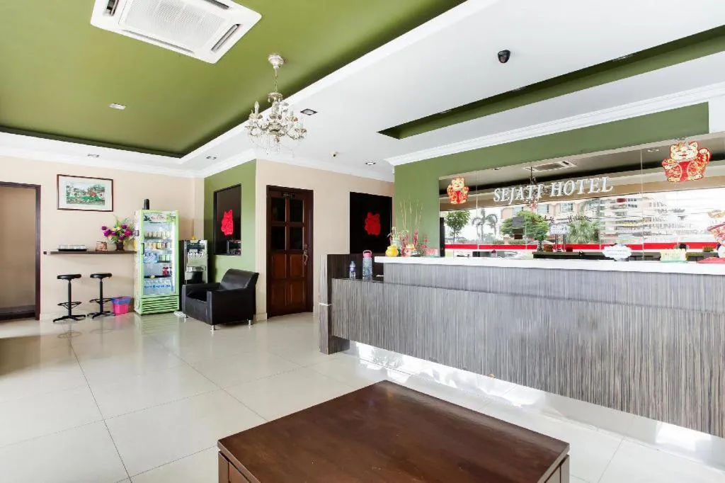 Living room in Sejati Hotel