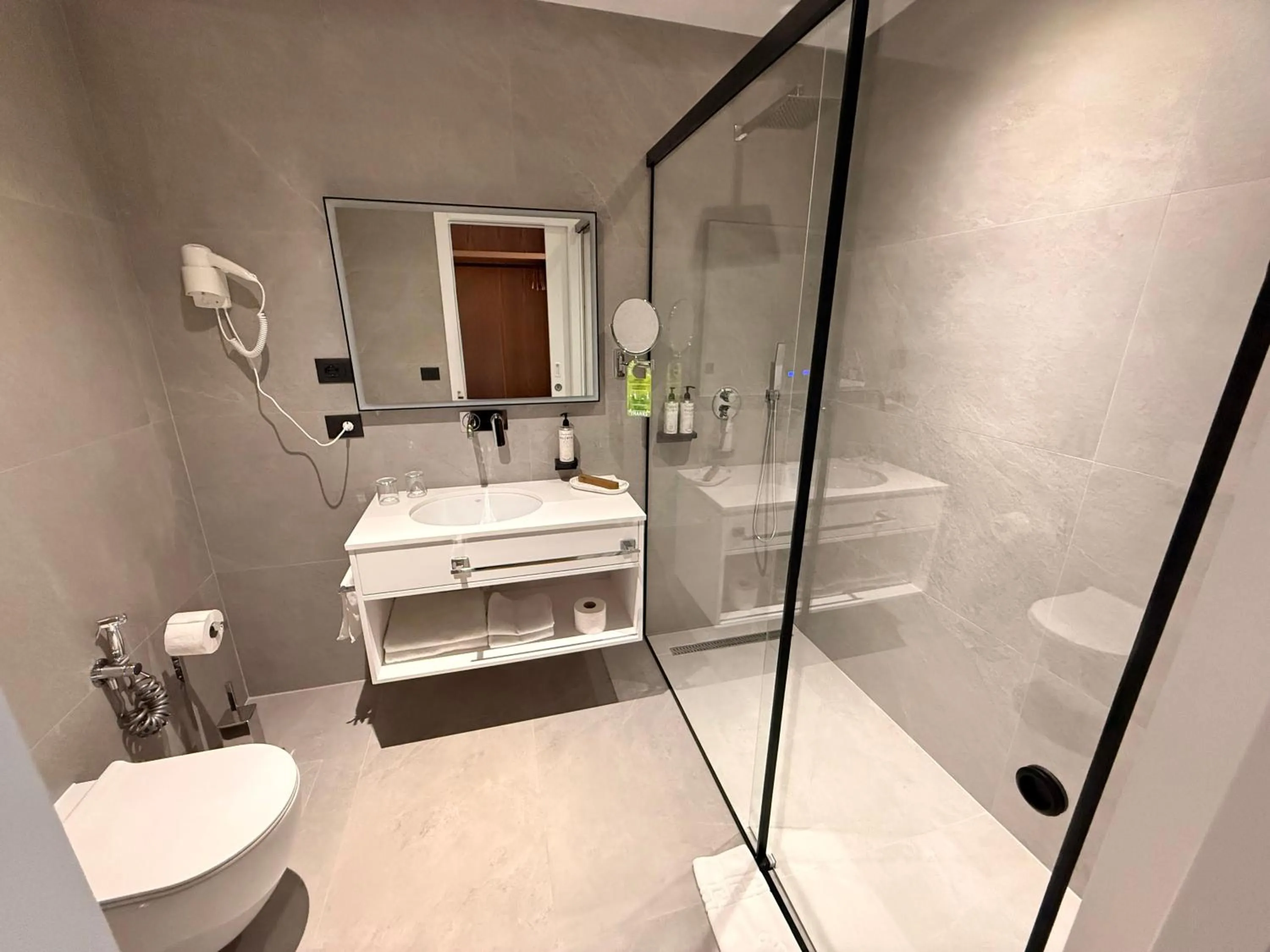 Bathroom in SIBB Hotel