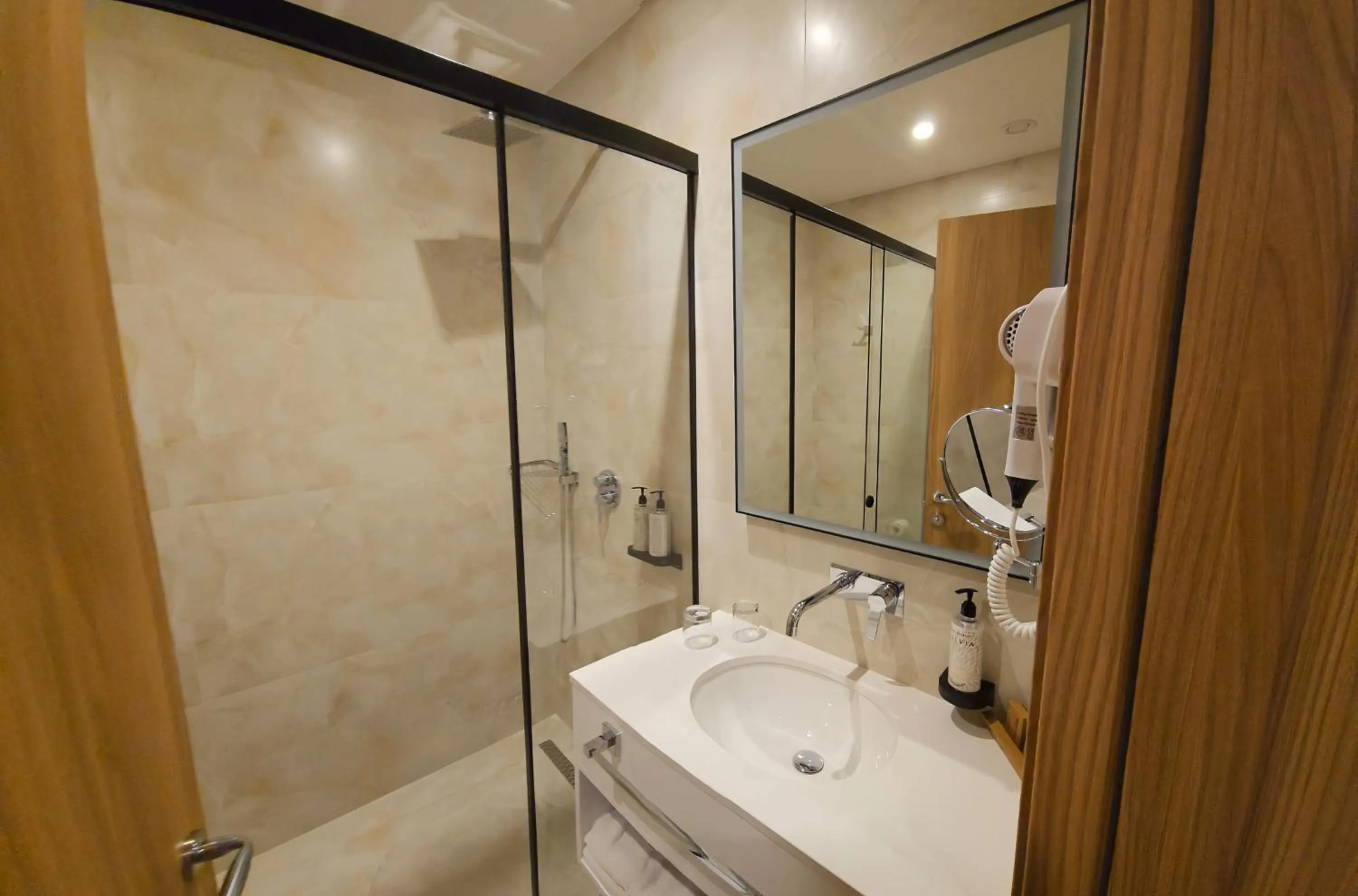 Bathroom in SIBB Hotel