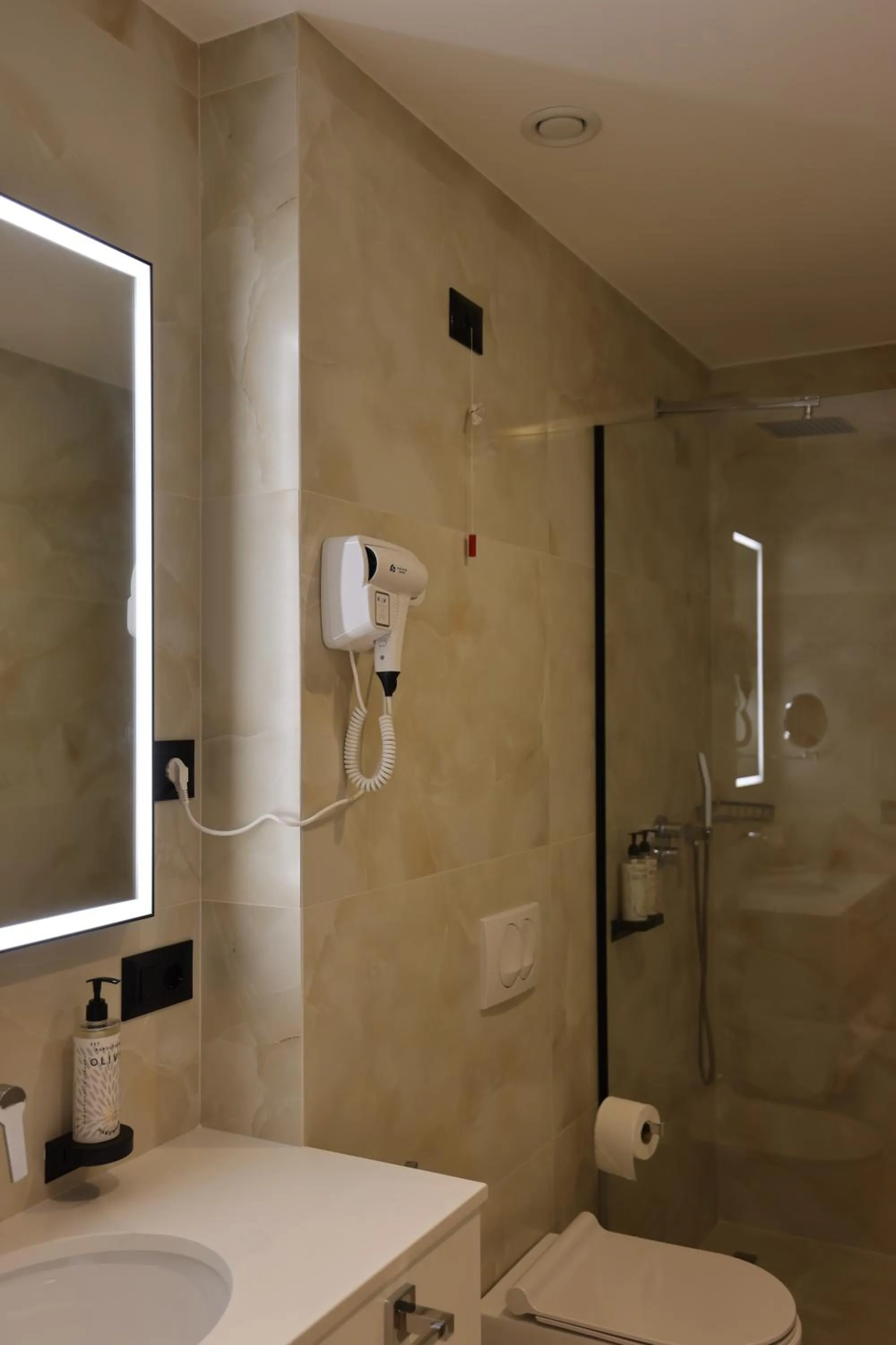 Shower in SIBB Hotel