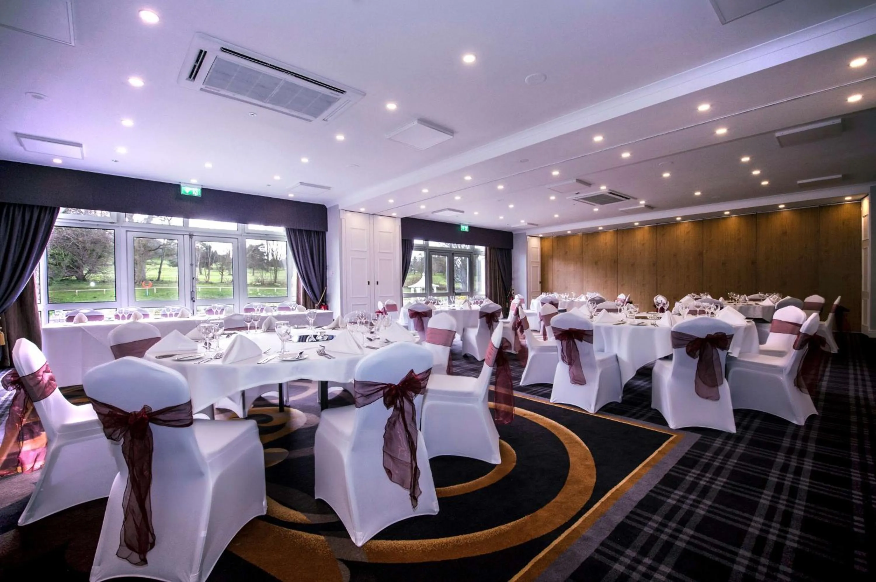 Meeting/conference room in DoubleTree by Hilton Cheltenham-Cotswolds