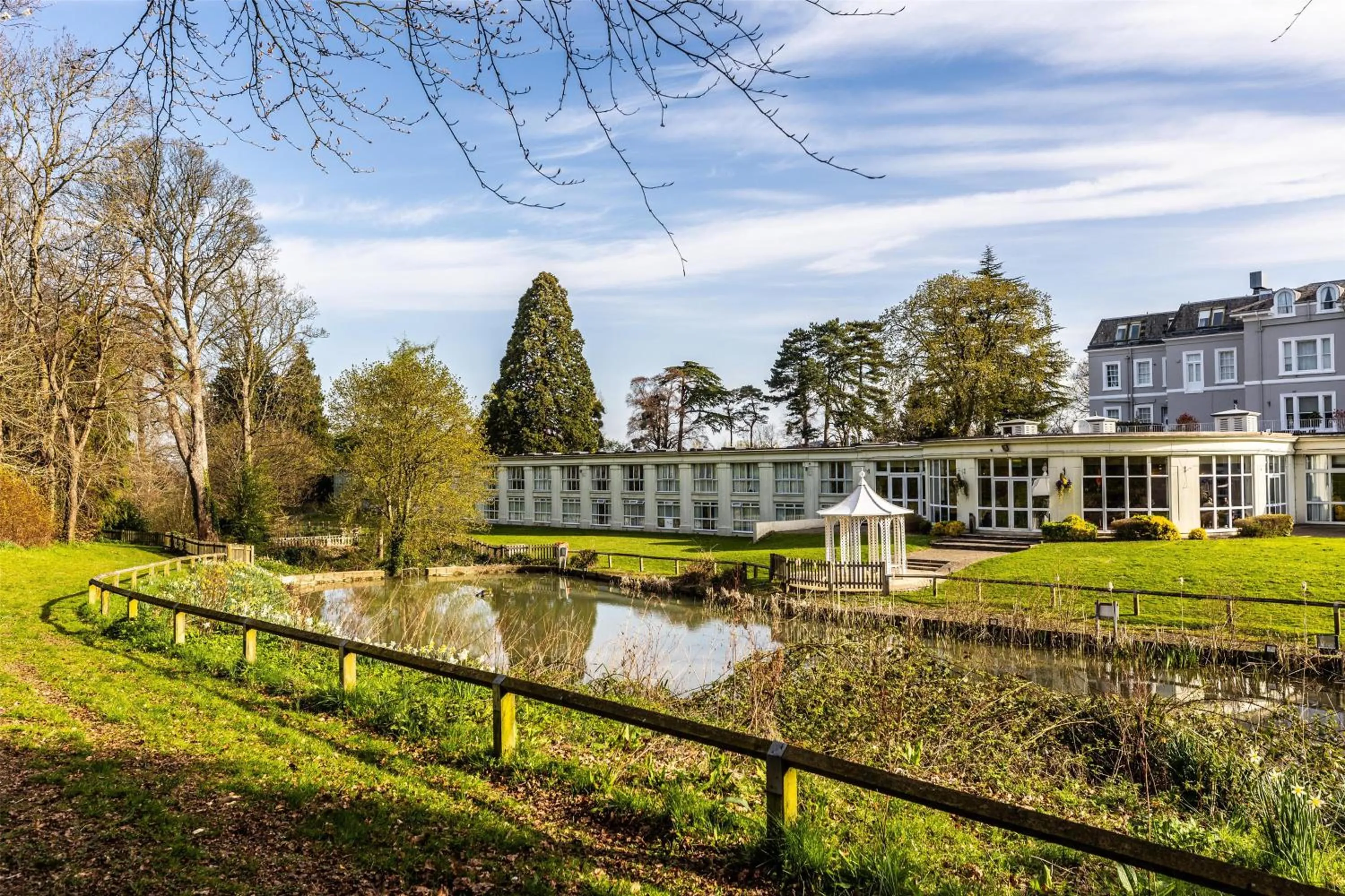 Property building in DoubleTree by Hilton Cheltenham-Cotswolds