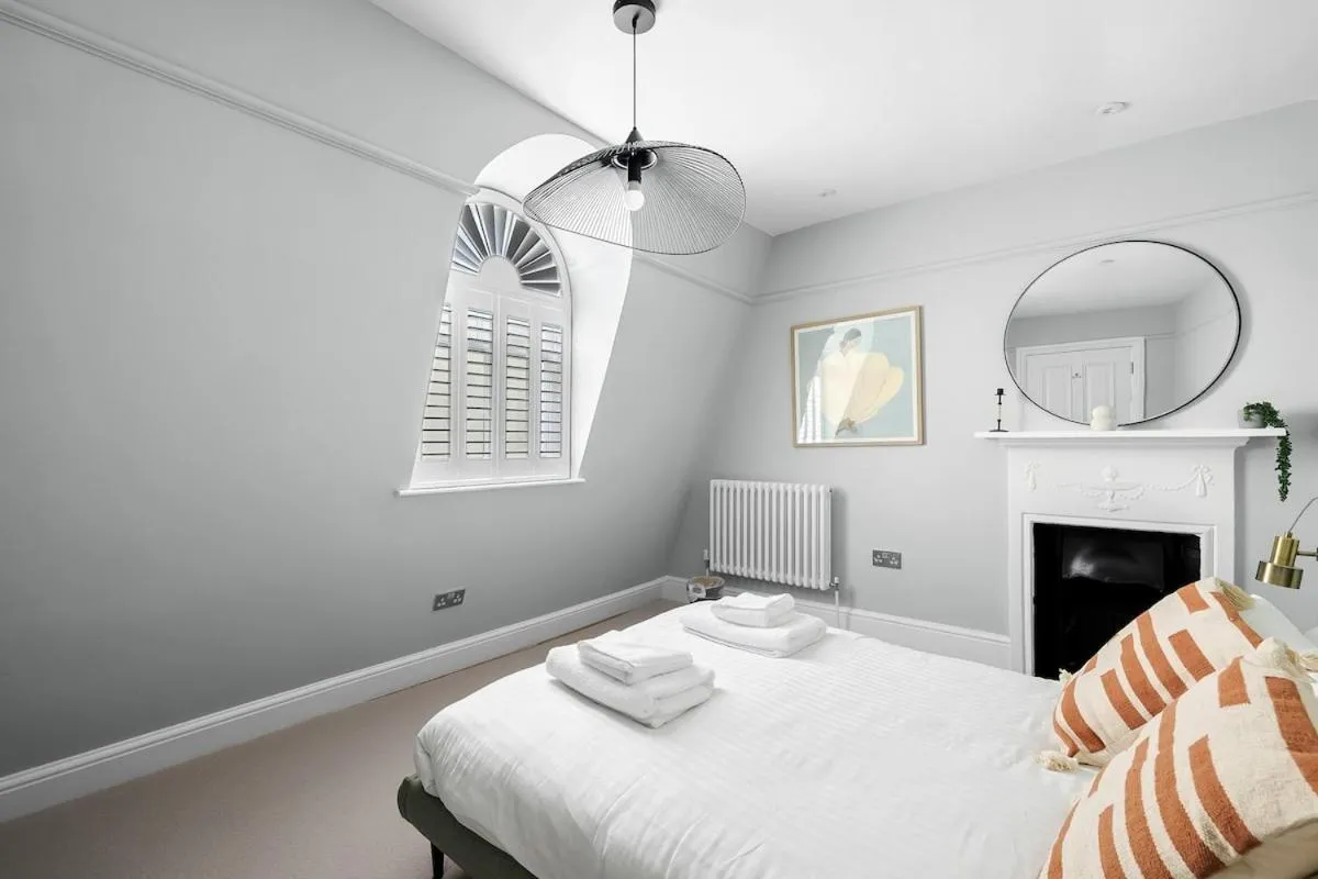 Other, Bed in Sancroft by Pureserviced