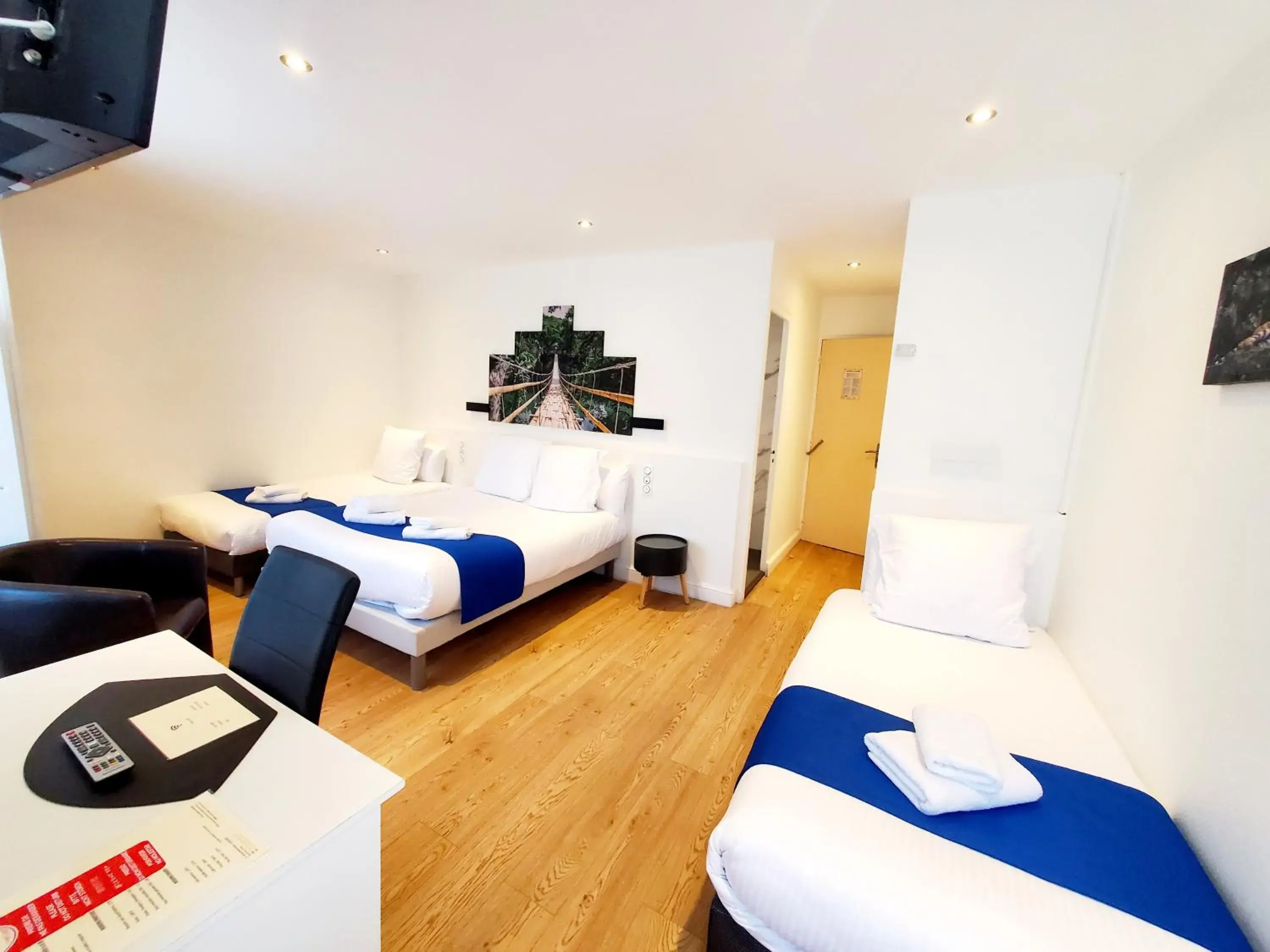 Photo of the whole room, Bed in Logis Hôtel Belle Etoile Vichy Photo of the whole room, Bed in Logis Hôtel Belle Etoile Vichy