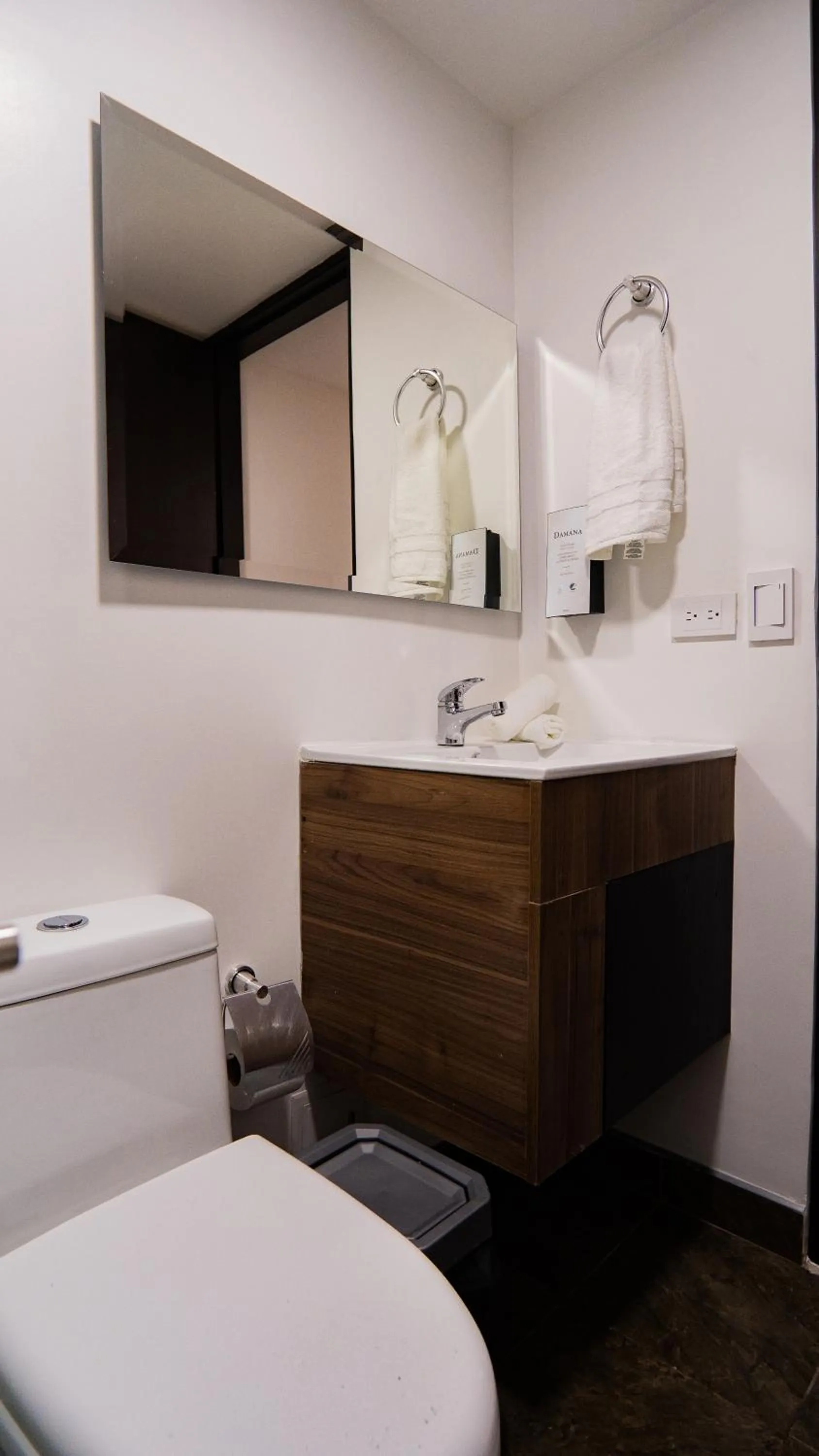 Bathroom in Hotel Arisha Cali