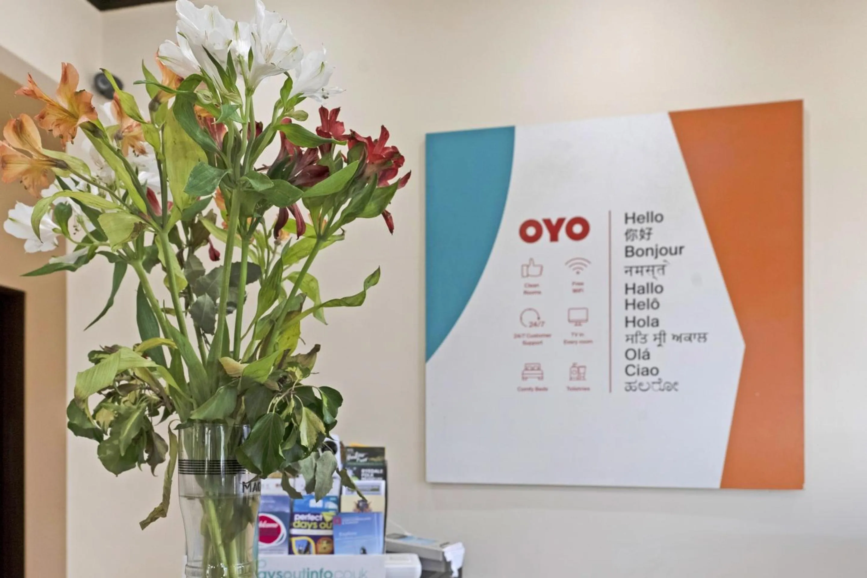 Lobby or reception in OYO The Baltimore Hotel