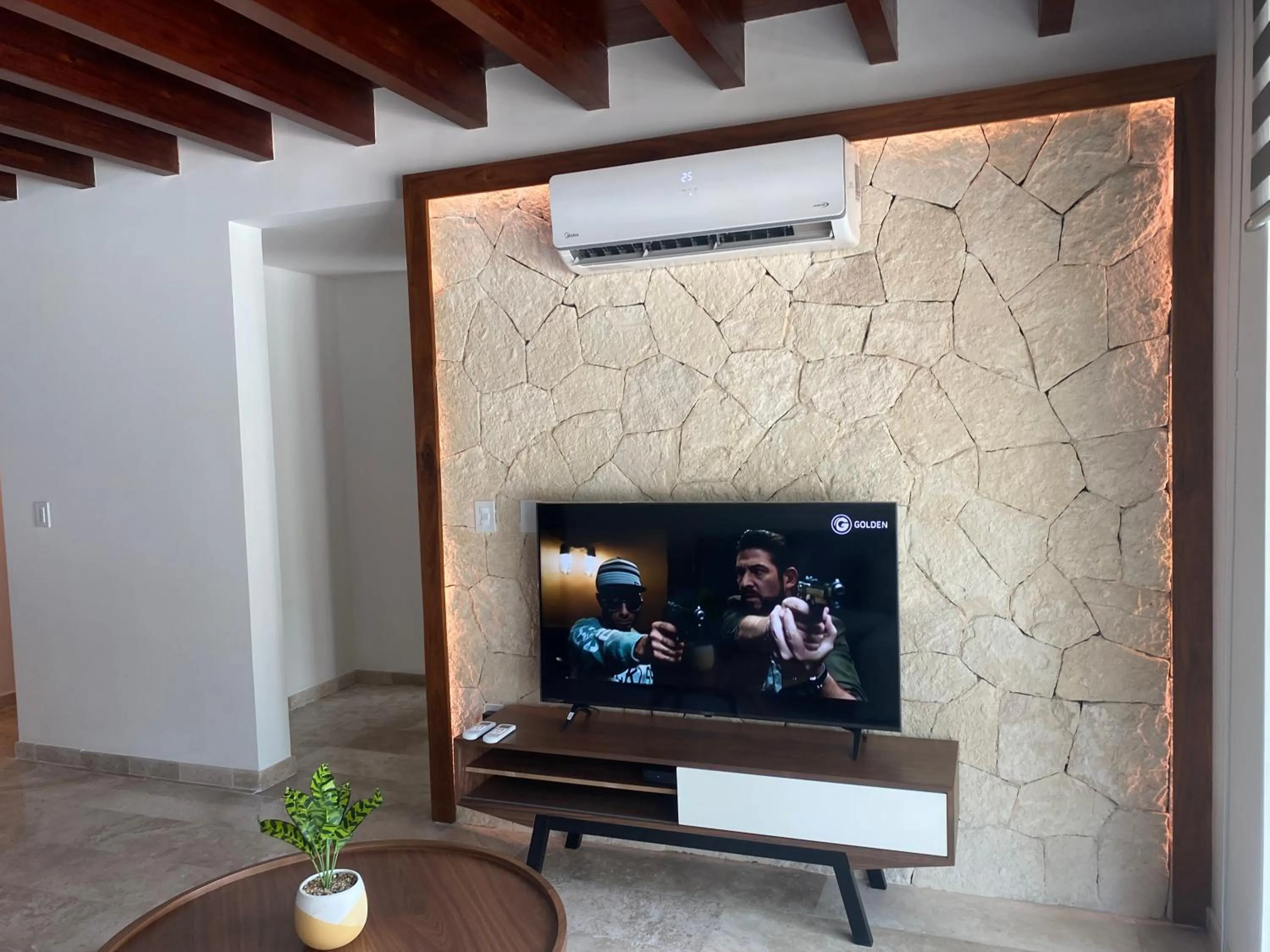 TV and multimedia in Departamento Xhelin Maya, exclusivo en Playa del Carmen, Quintana Roo
