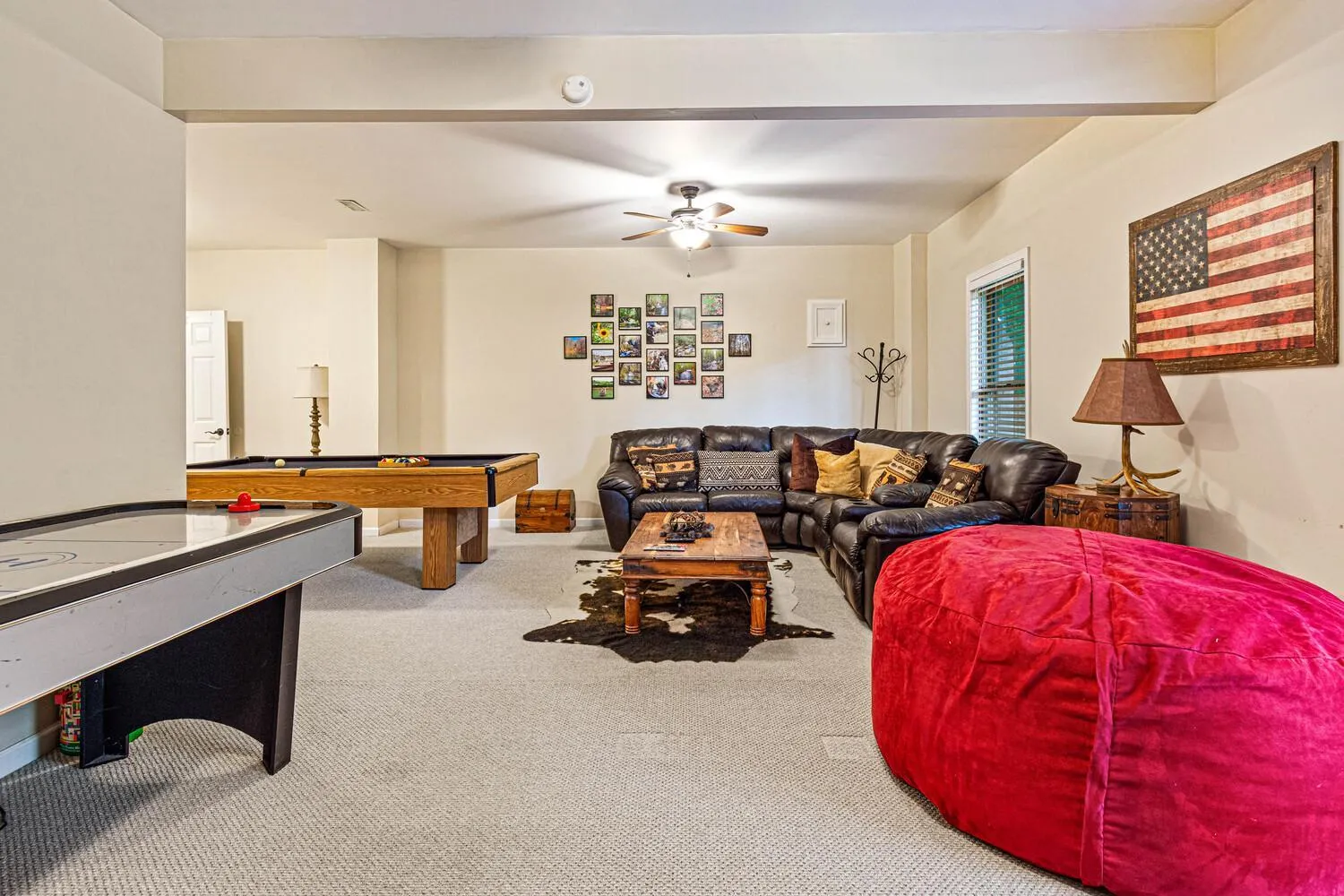 Billiard in Incredible Views! - Pet Friendly - Aska Adventure Area - Bearfoot Bungalow