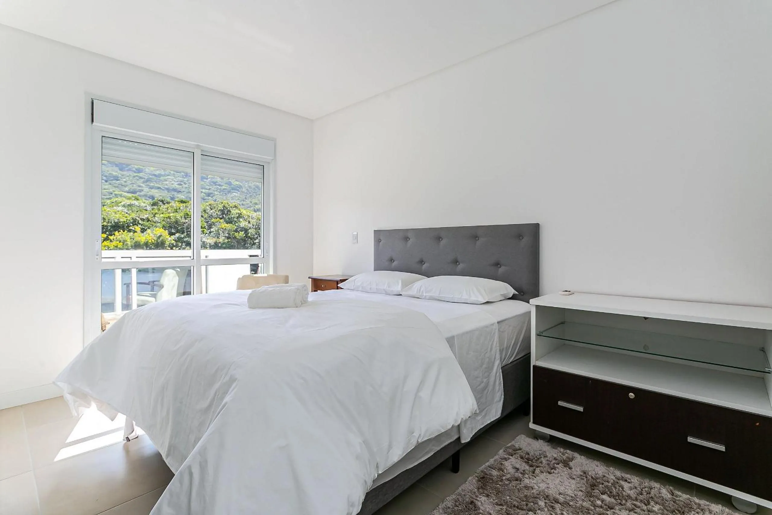 Apt w/ BBQ 400m from the Beach MDR102