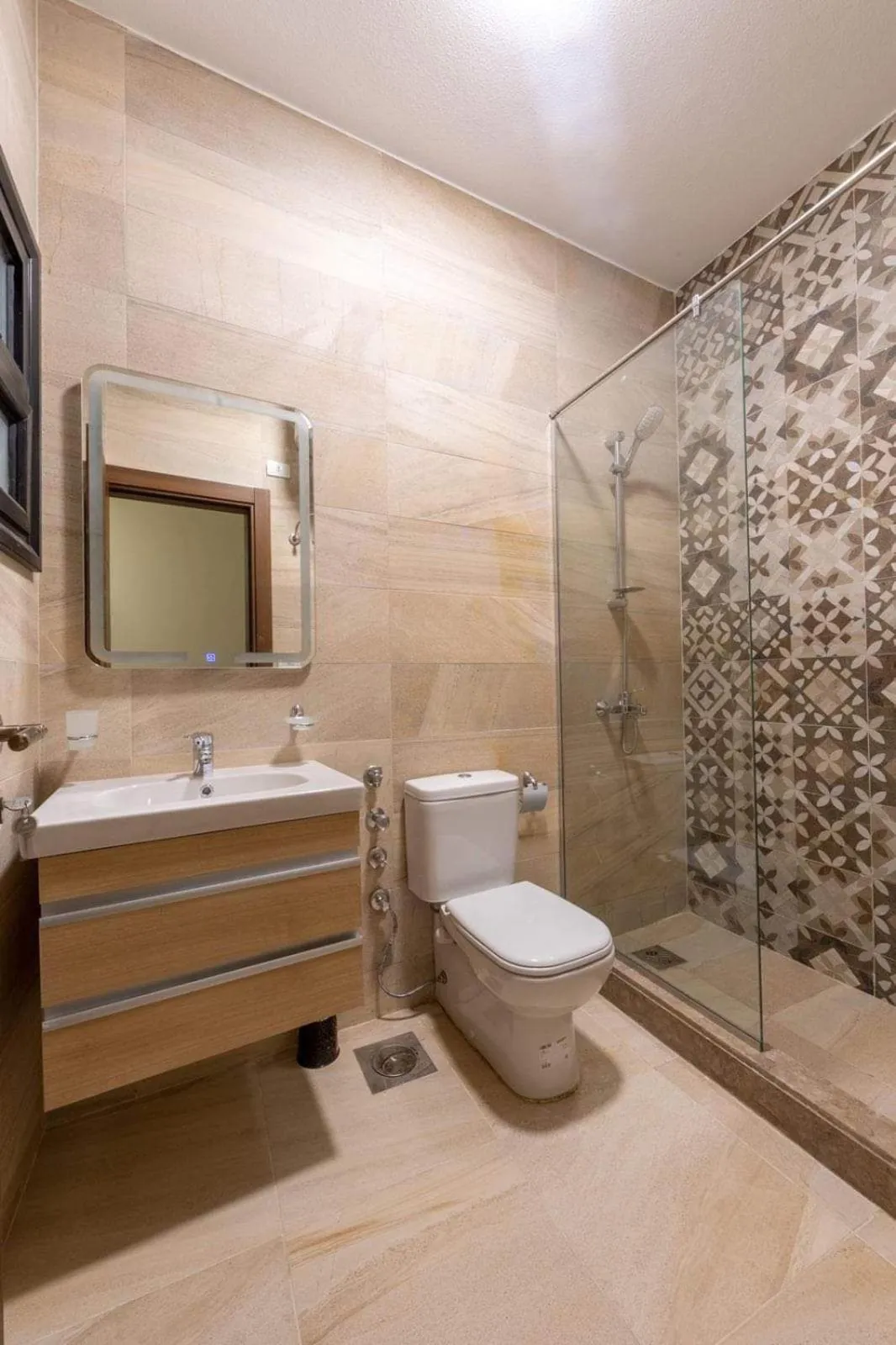 Shower in BLUE ViEW SUiTES