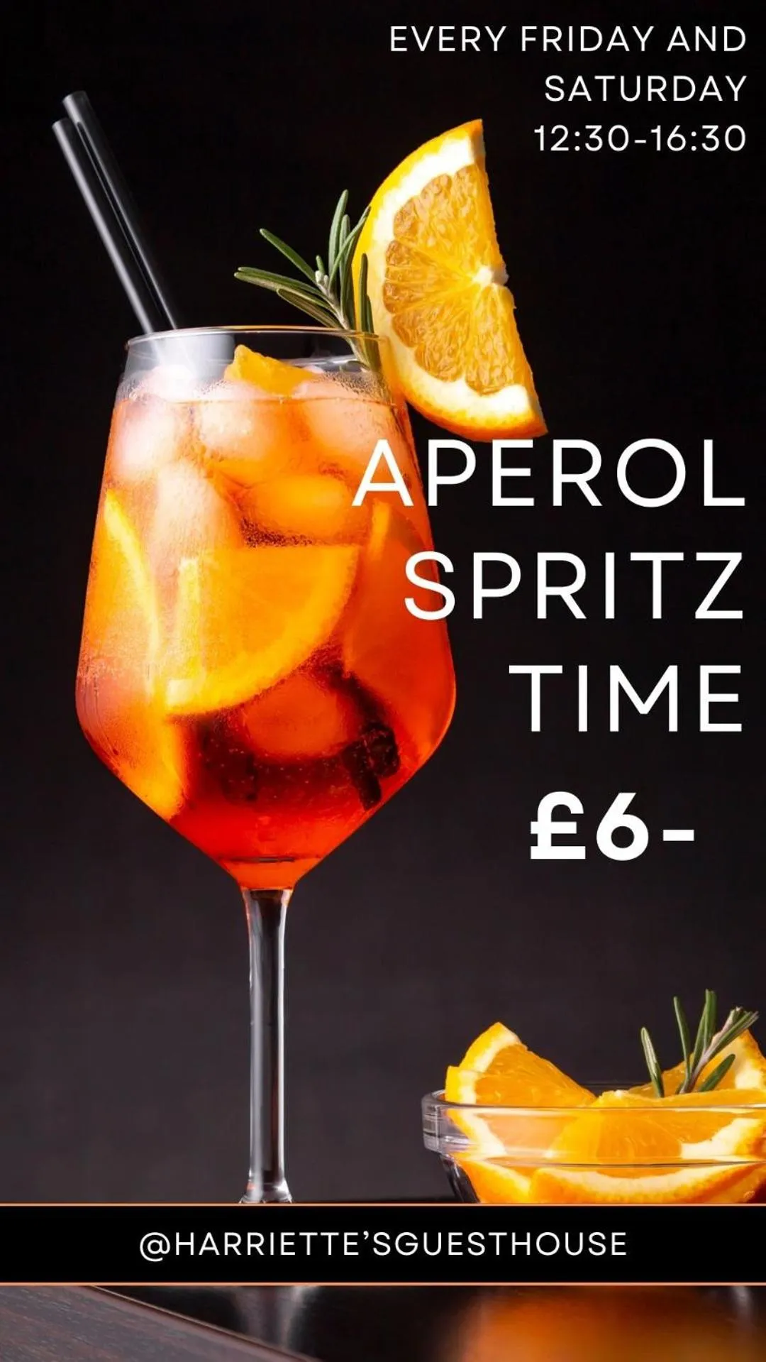 Lounge or bar in Harriette's Guest House