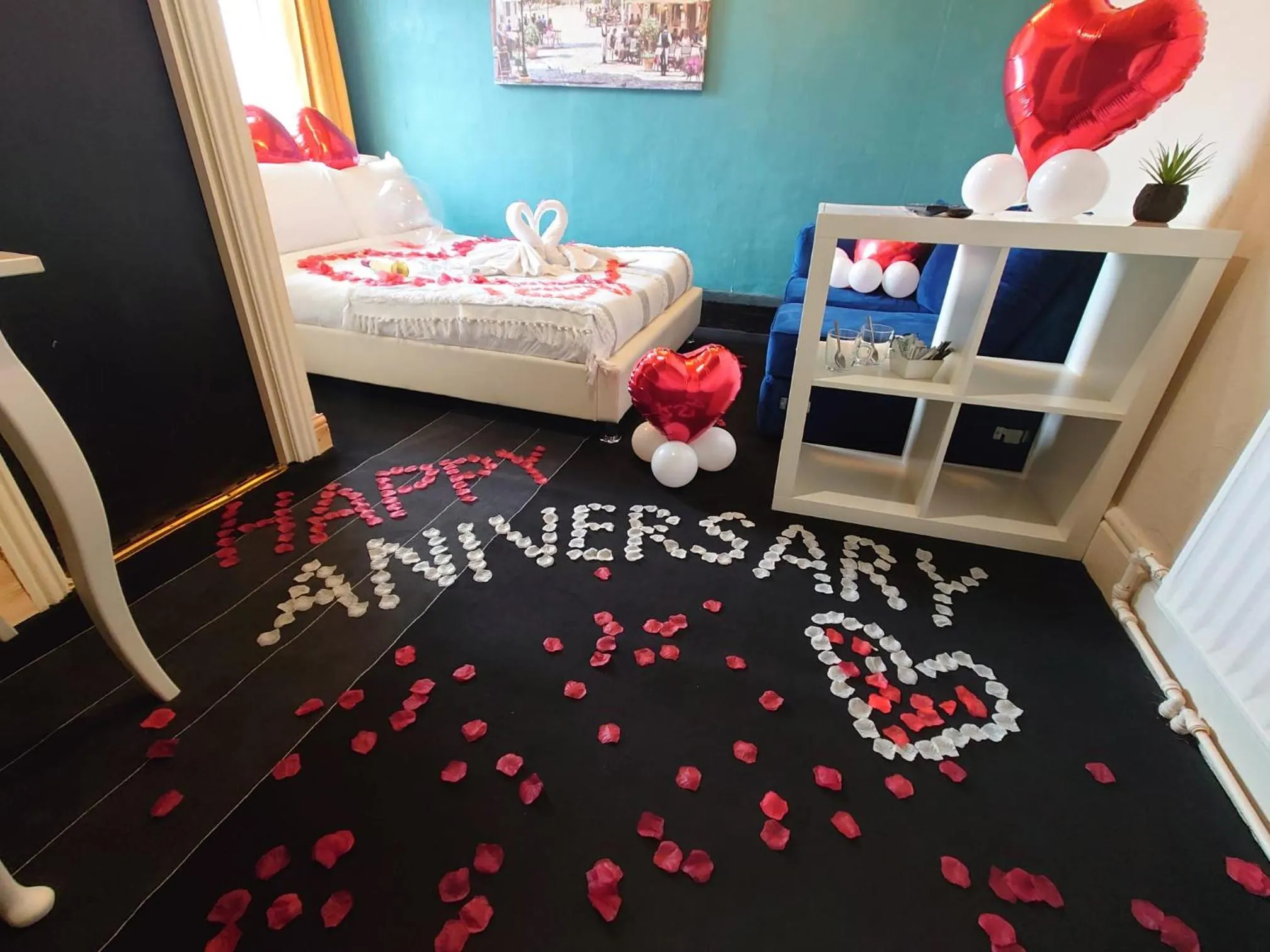 Bed in Harriette's Guest House