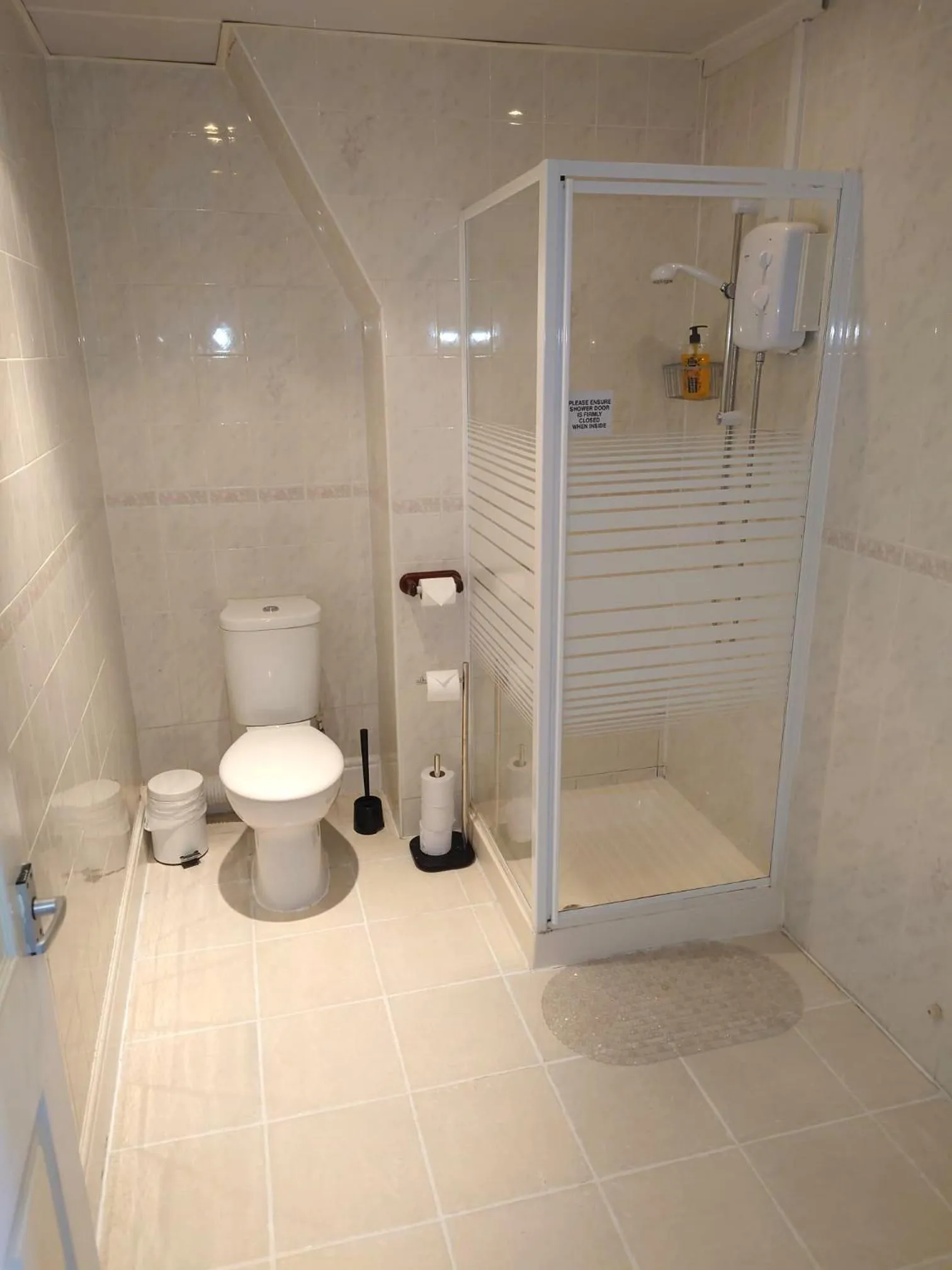 Shower in Harriette's Guest House