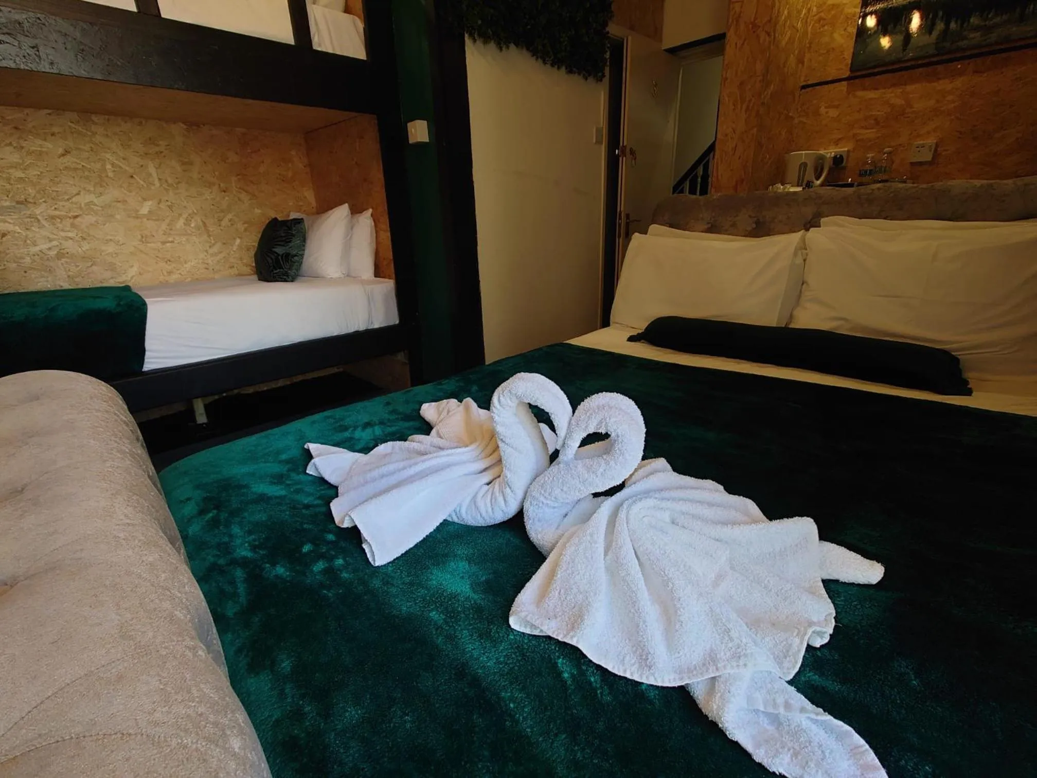 Bed in Harriette's Guest House