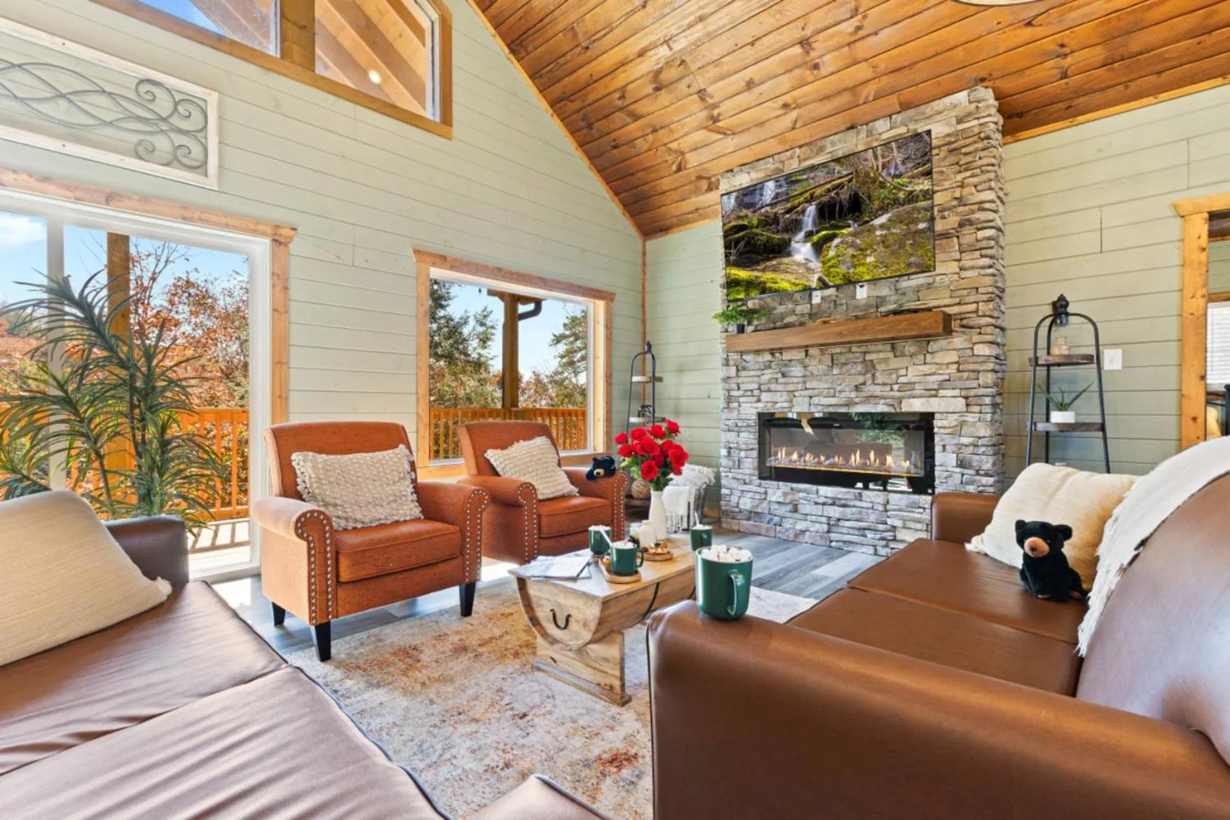 Living room in Luxe Mountain Pool Escape by Ghosal Luxury Lodging