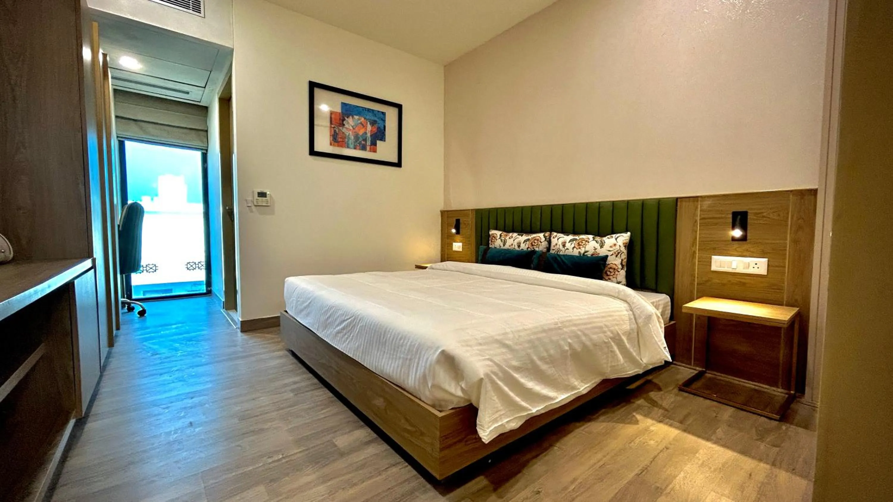 Bed in Hotel Limon & Banquet Sector 29, Gurgaon