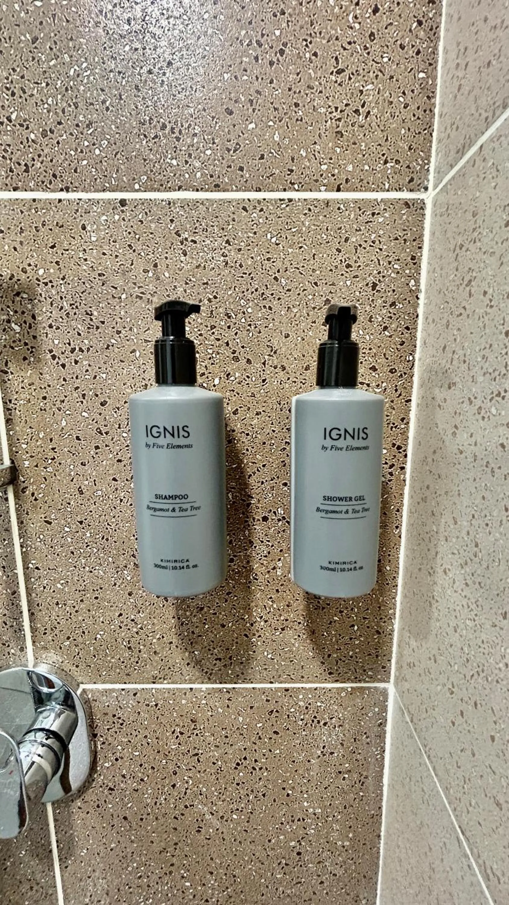 Shower in Hotel Limon & Banquet Sector 29, Gurgaon