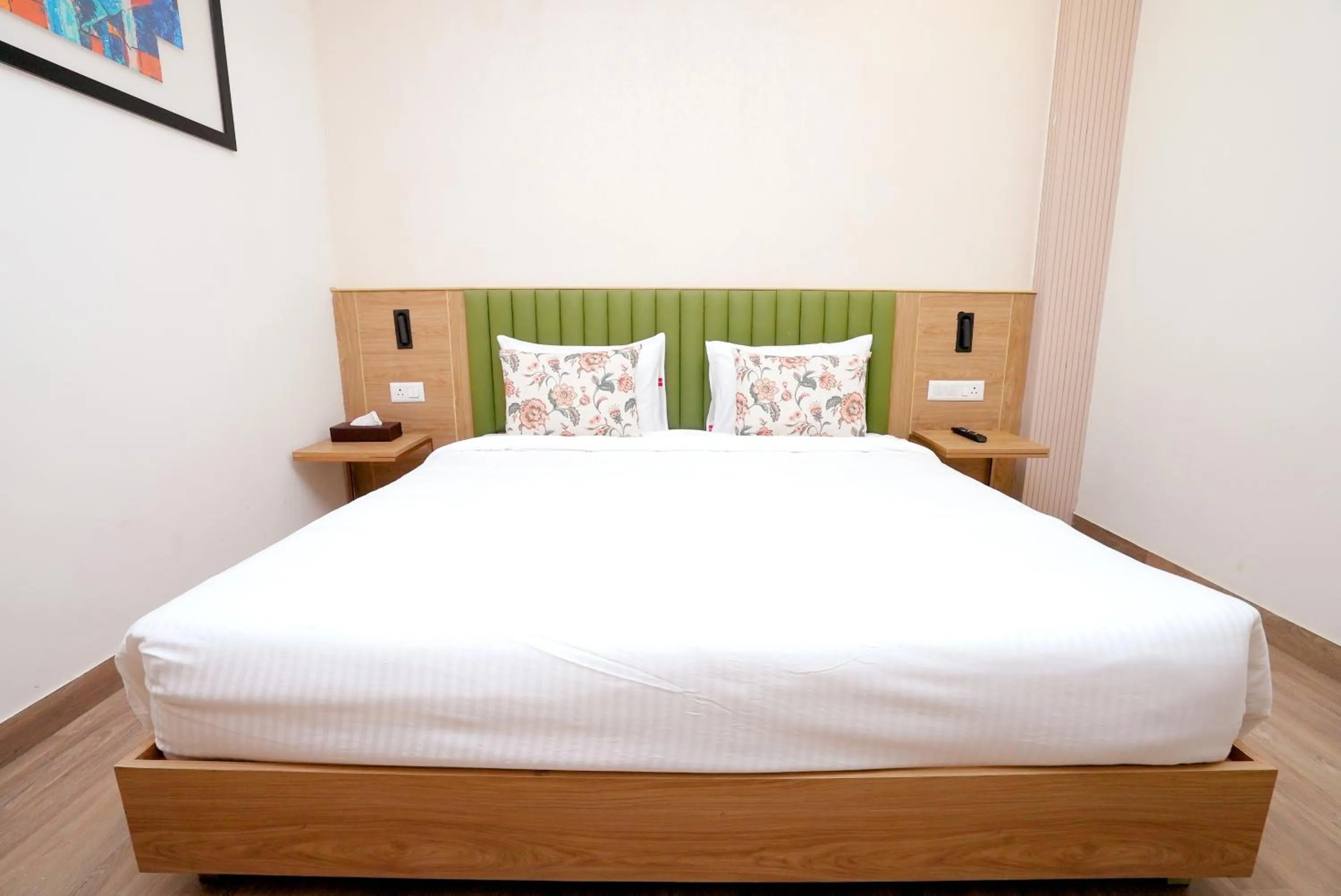 Property building, Bed in Hotel Limon & Banquet Sector 29, Gurgaon