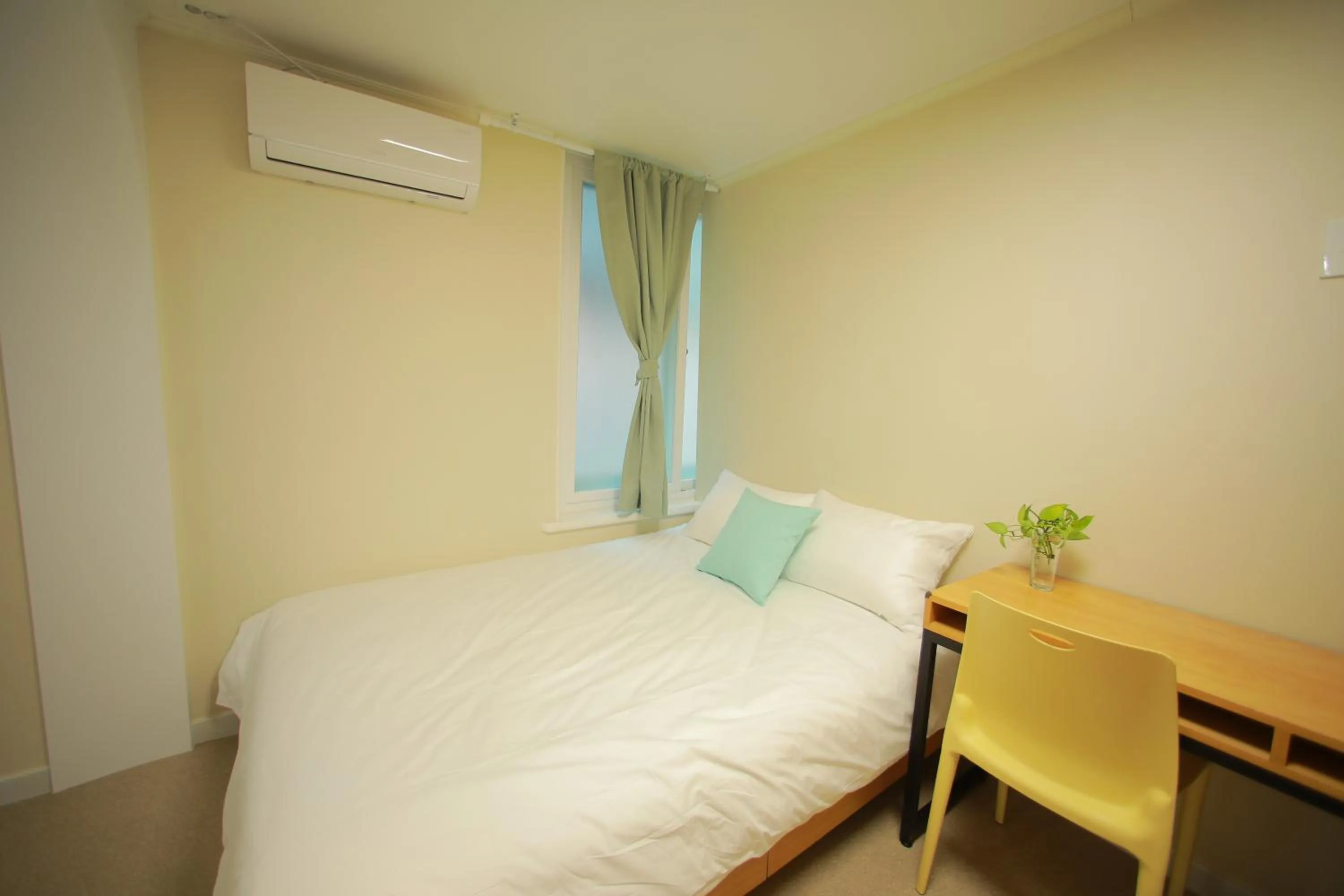 Bed in Slow Vibe Myeongdong