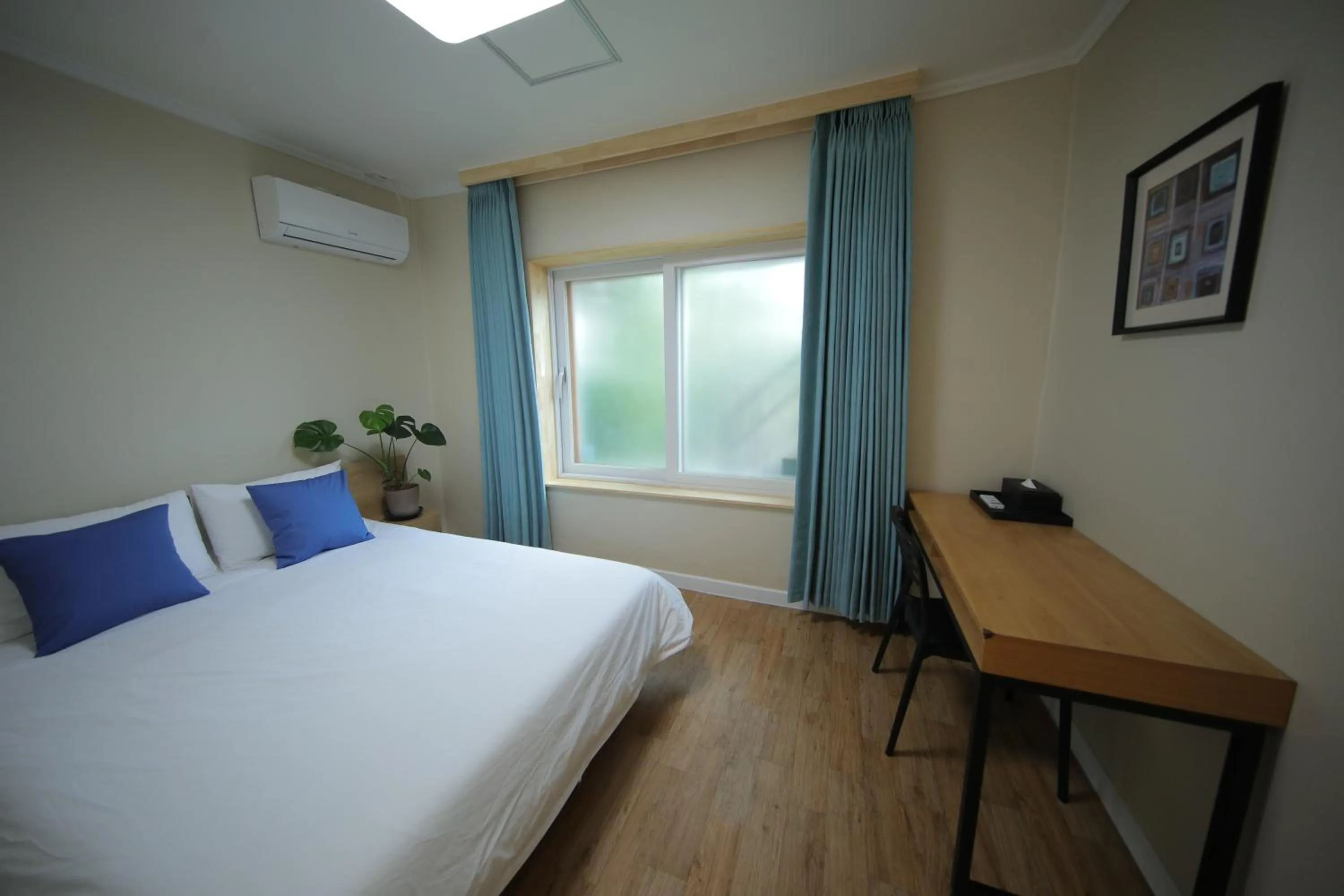 Bed in Slow Vibe Myeongdong