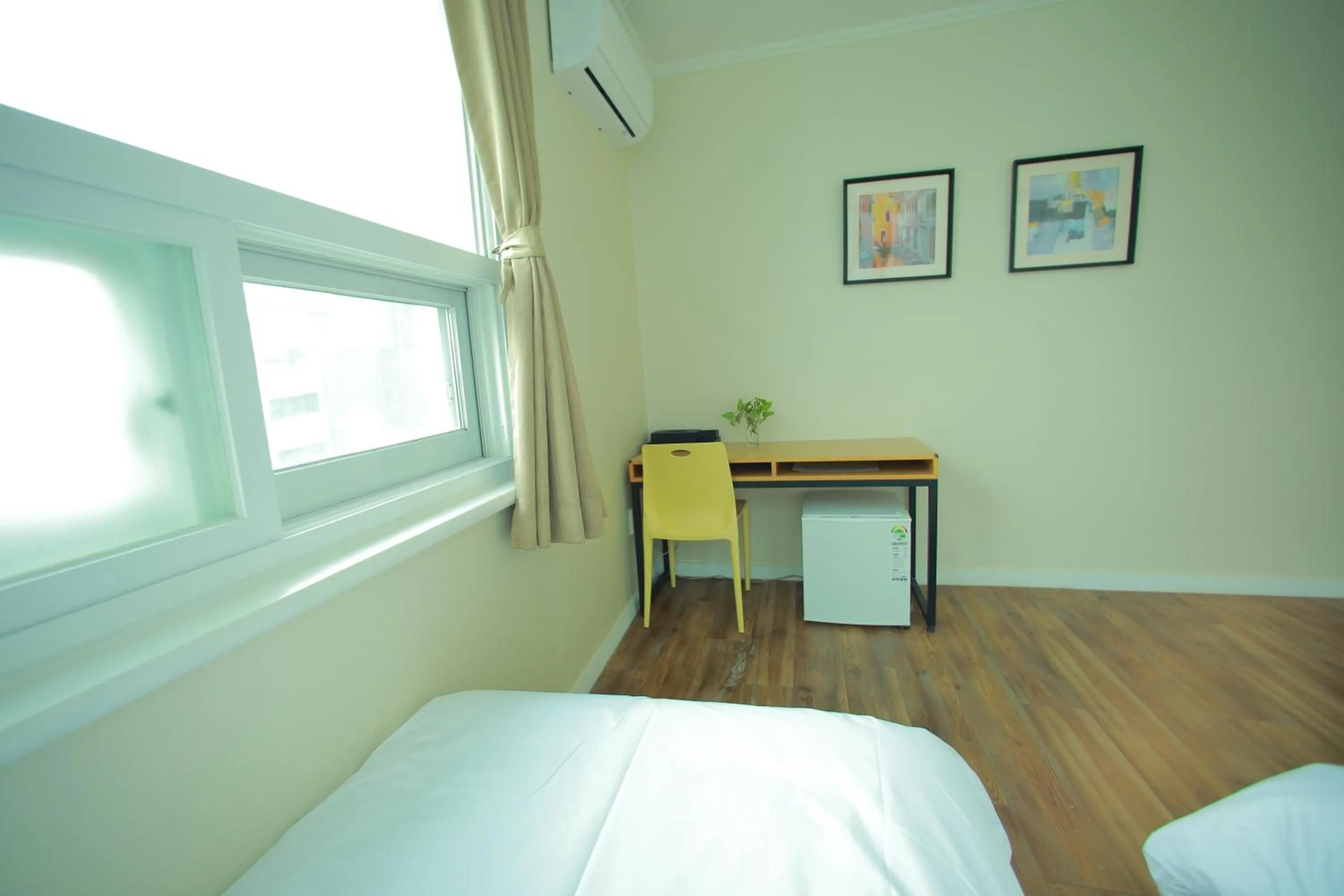 Photo of the whole room, Bed in Slow Vibe Myeongdong