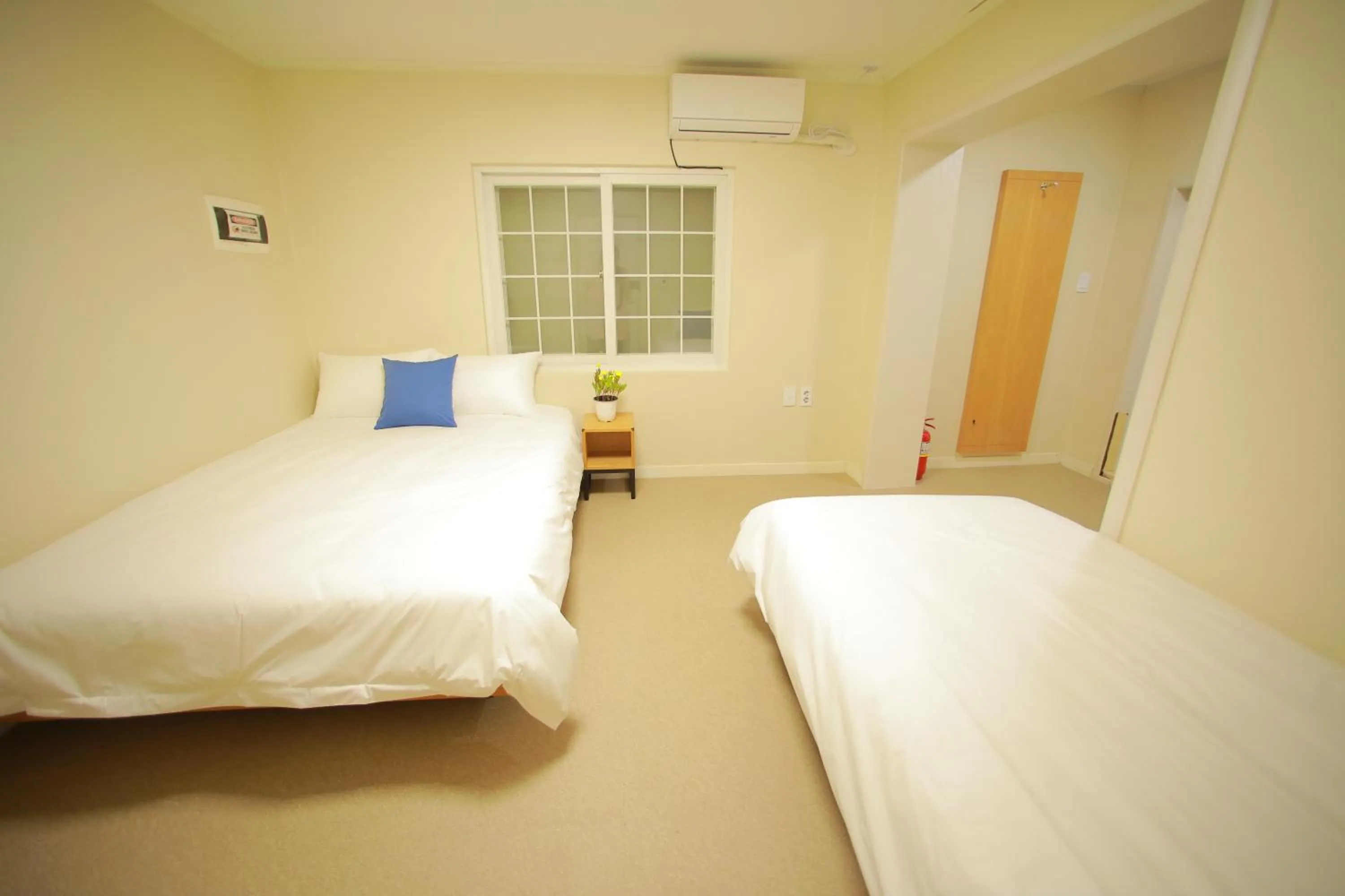 Bed in Slow Vibe Myeongdong