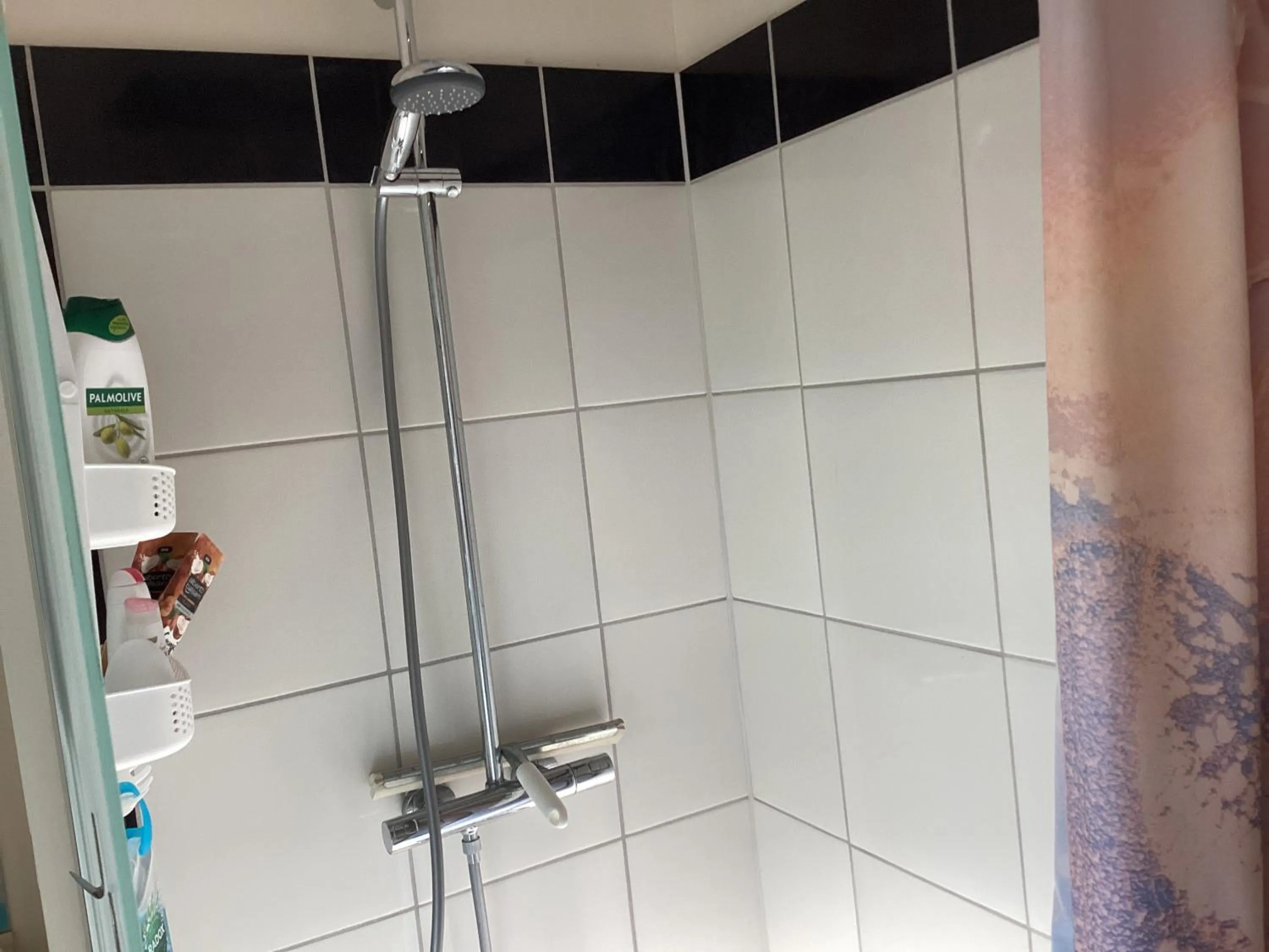 Enghaven Bed & Kitchen