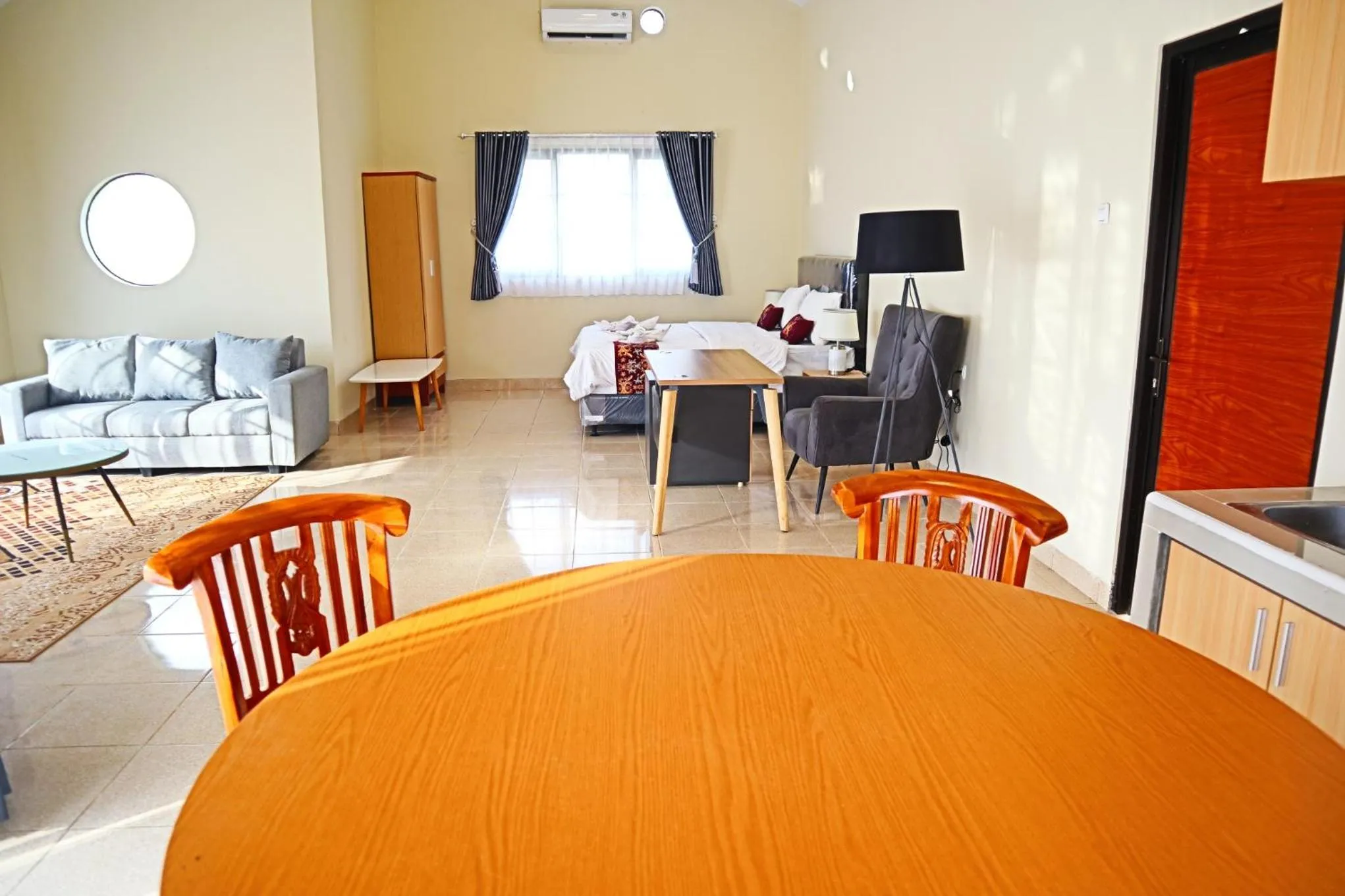 Library in Perta Prana Amarta