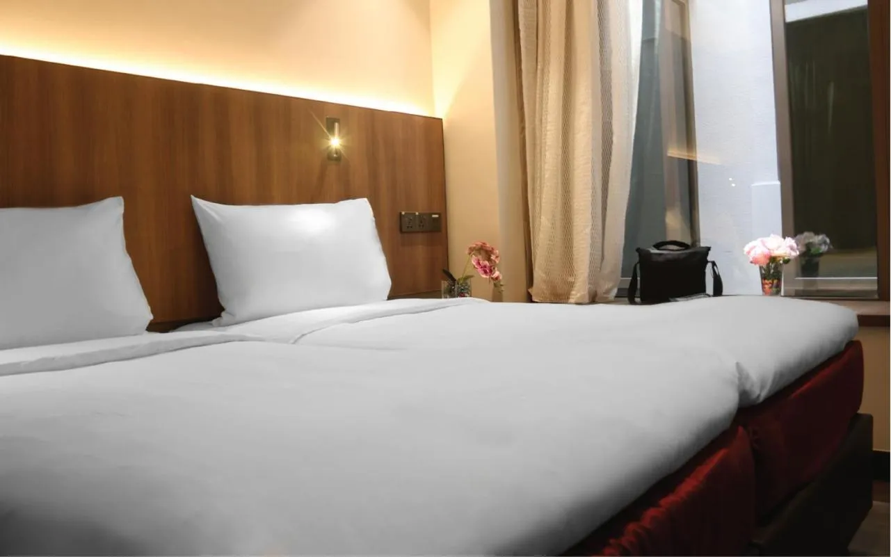 Bed in Aqueen Prestige Hotel Lavender