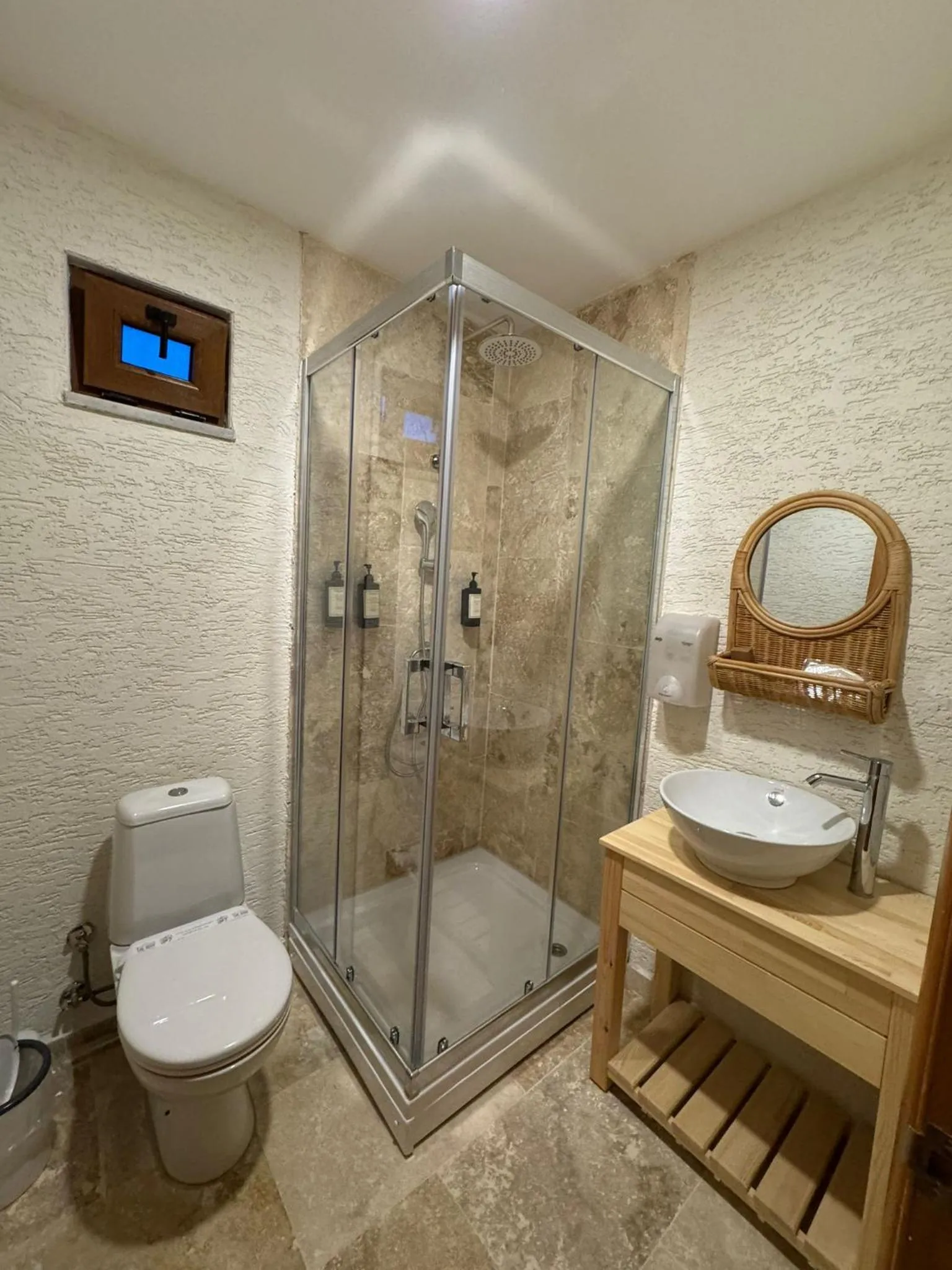 Bathroom in The Roof Ada