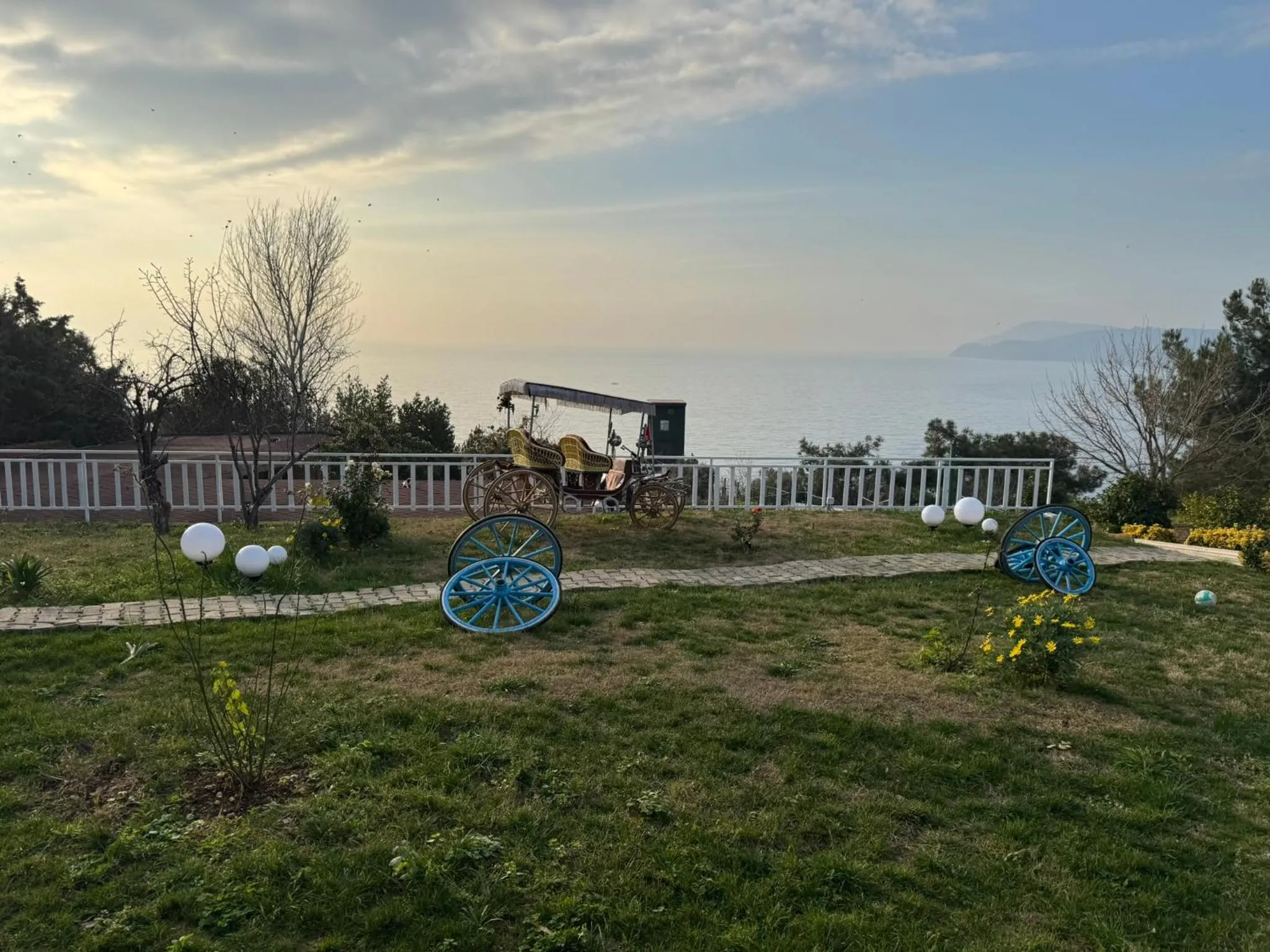 Natural landscape in The Roof Ada