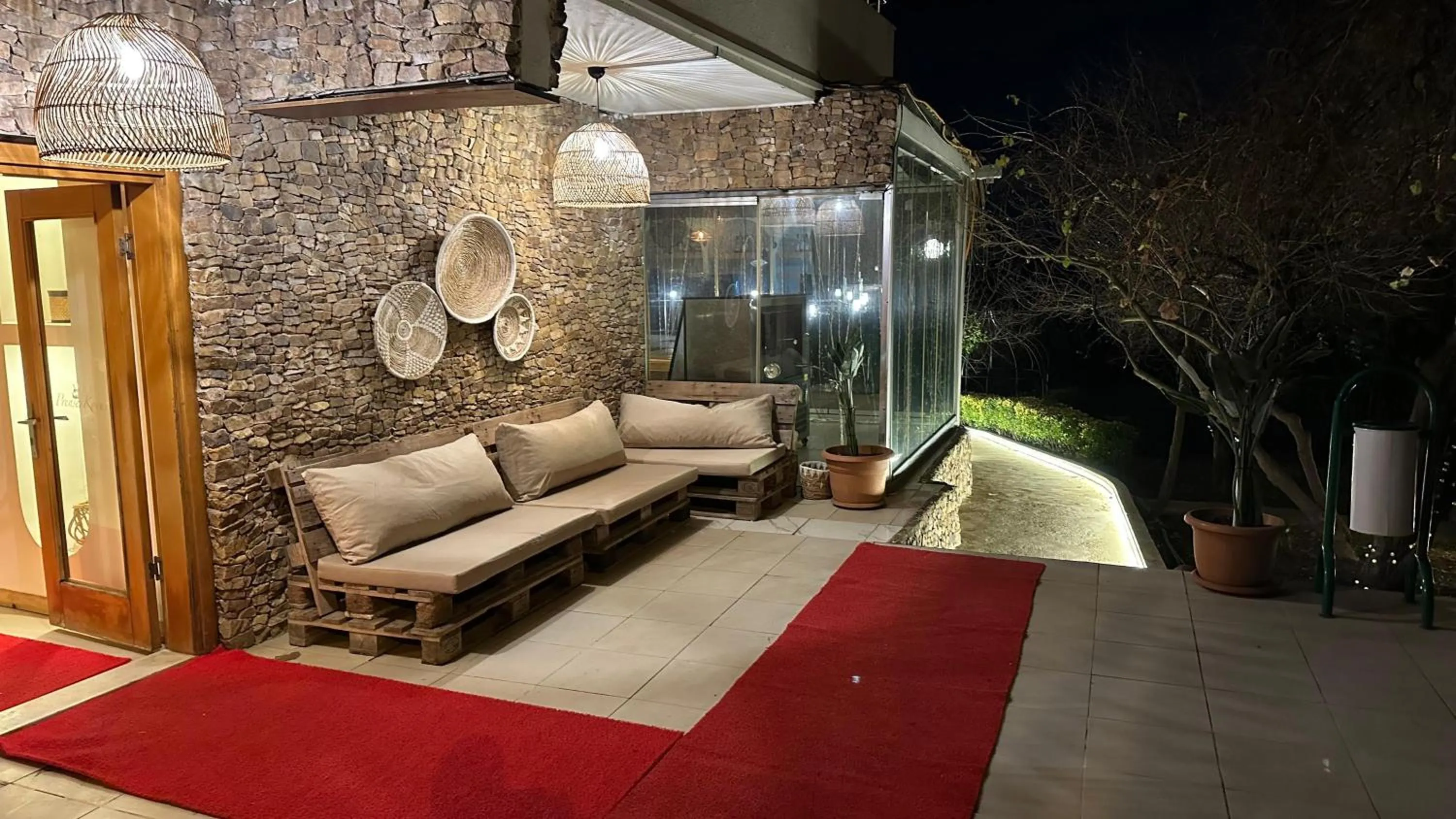 Night in The Roof Ada