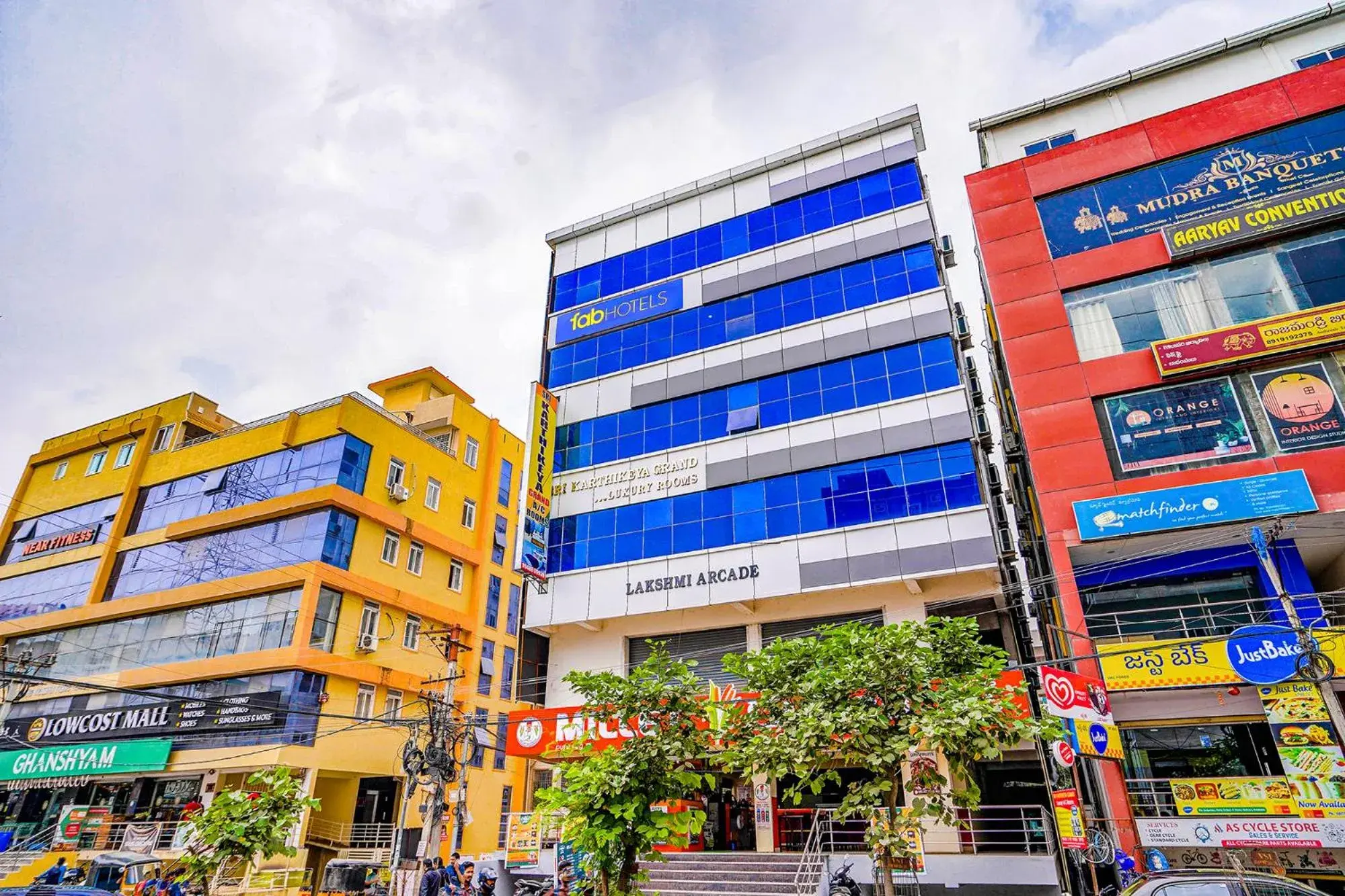 Property building in FabHotel Sri Karthikeya Grand - Nr Nexus Mall, Kukatpally Property building in FabHotel Sri Karthikeya Grand - Nr Nexus Mall, Kukatpally