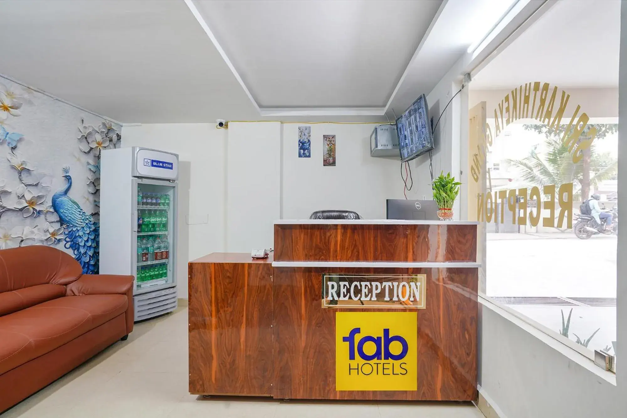 Lobby or reception in FabHotel Sri Karthikeya Grand - Nr Nexus Mall, Kukatpally Lobby or reception in FabHotel Sri Karthikeya Grand - Nr Nexus Mall, Kukatpally