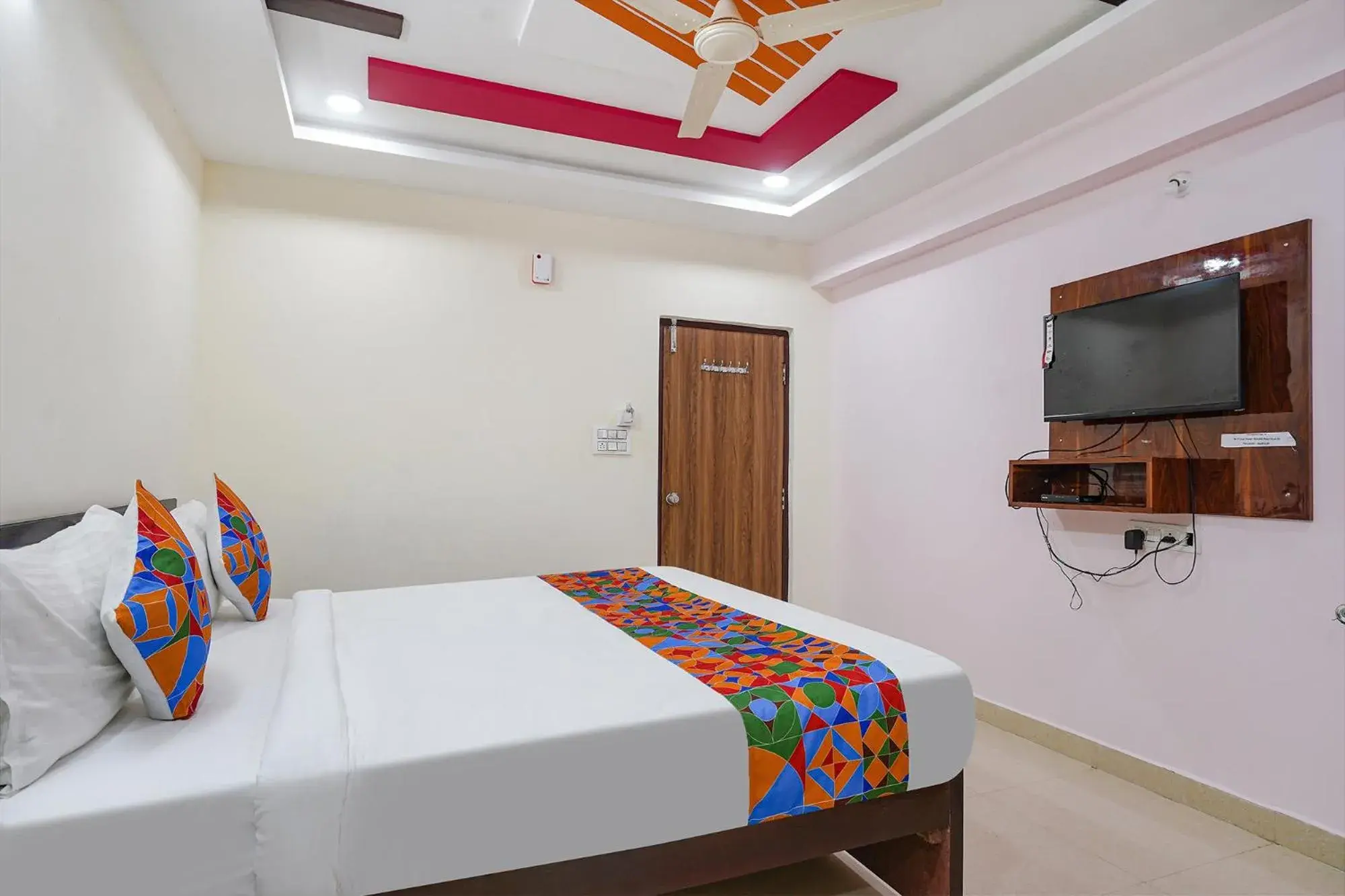 Bed in FabHotel Sri Karthikeya Grand - Nr Nexus Mall, Kukatpally Bed in FabHotel Sri Karthikeya Grand - Nr Nexus Mall, Kukatpally