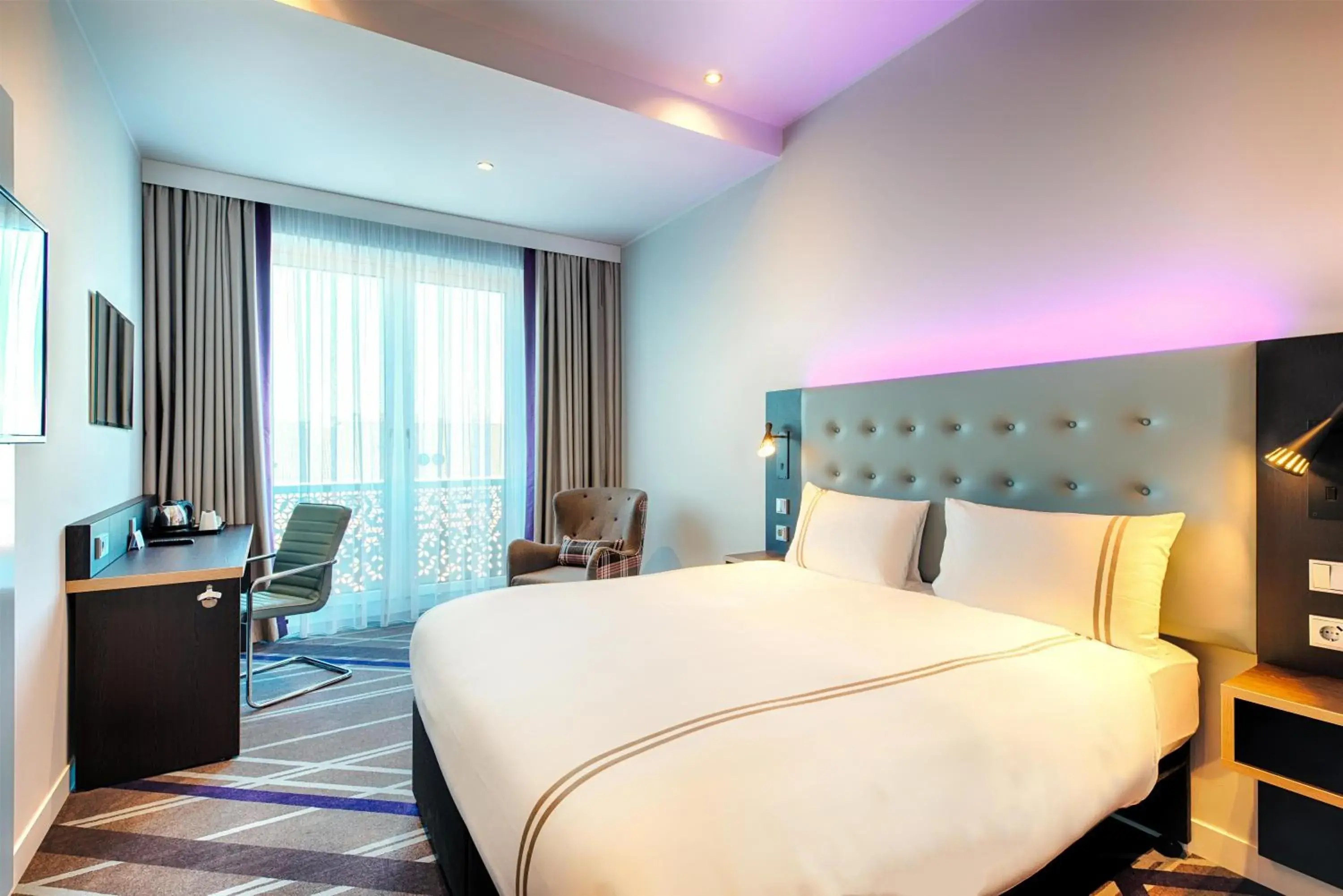 Bedroom, Bed in Premier Inn Lübeck City Stadtgraben Bedroom, Bed in Premier Inn Lübeck City Stadtgraben