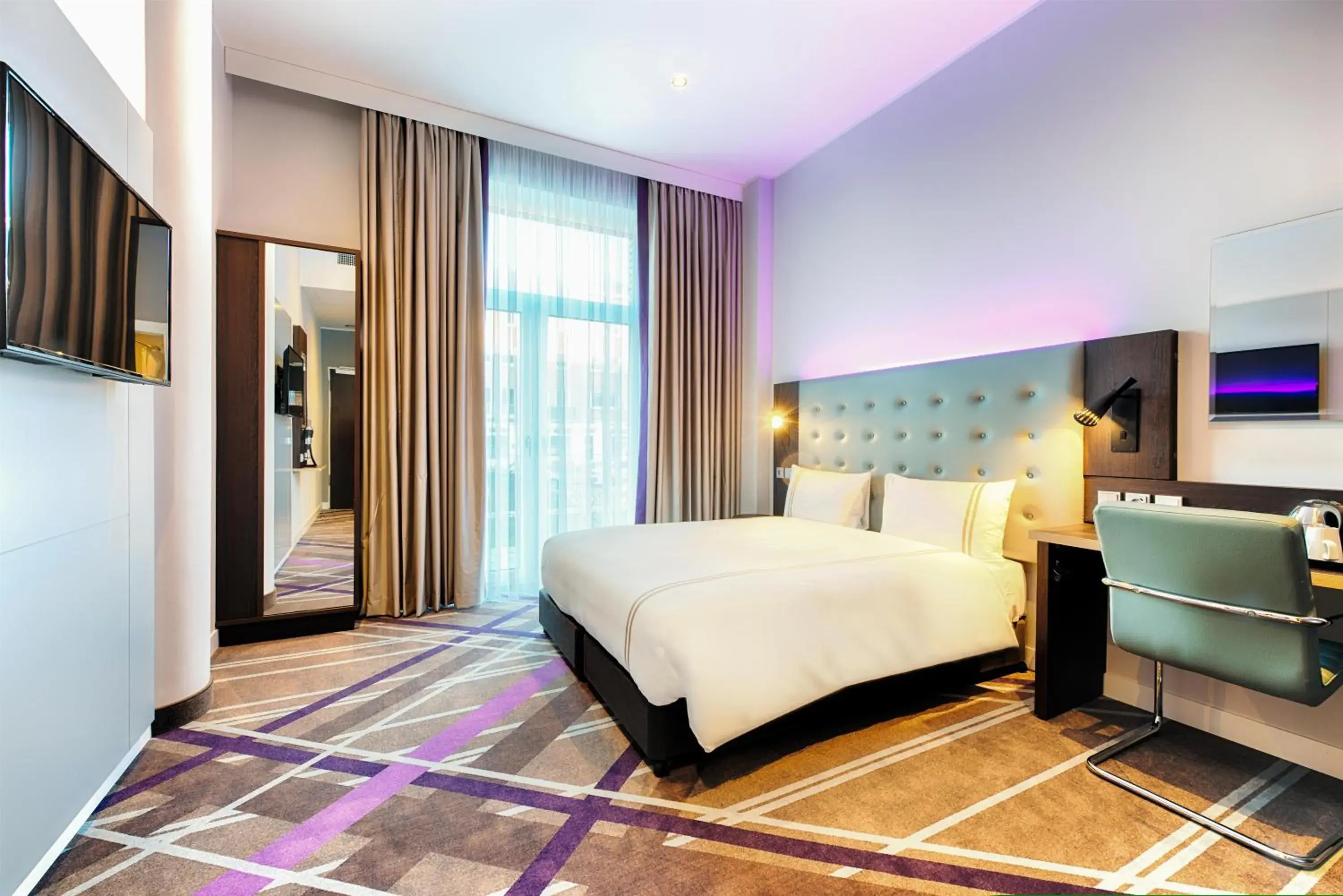 Bedroom, Bed in Premier Inn Lübeck City Stadtgraben Bedroom, Bed in Premier Inn Lübeck City Stadtgraben