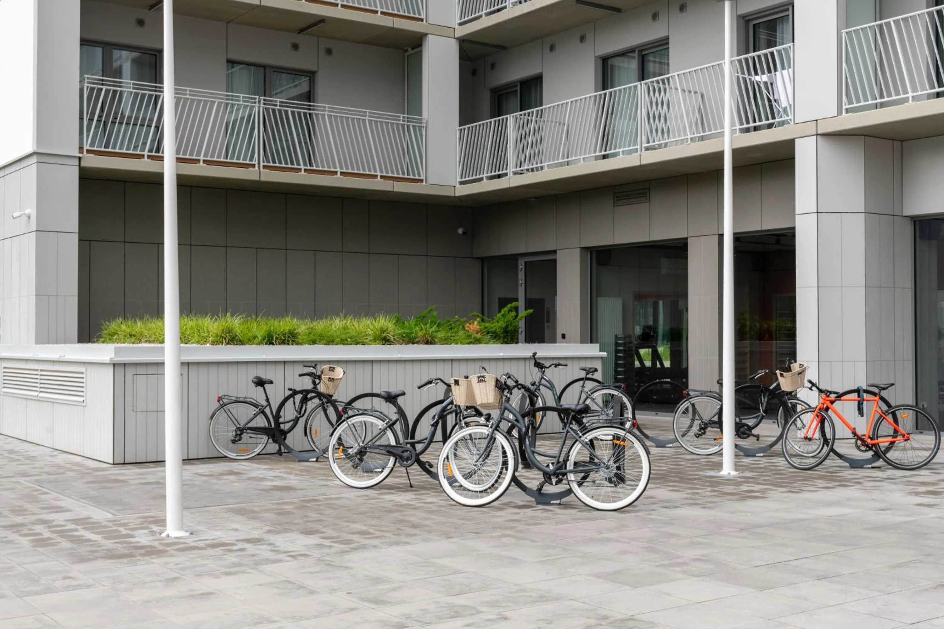 Property building in Noli Mokotow