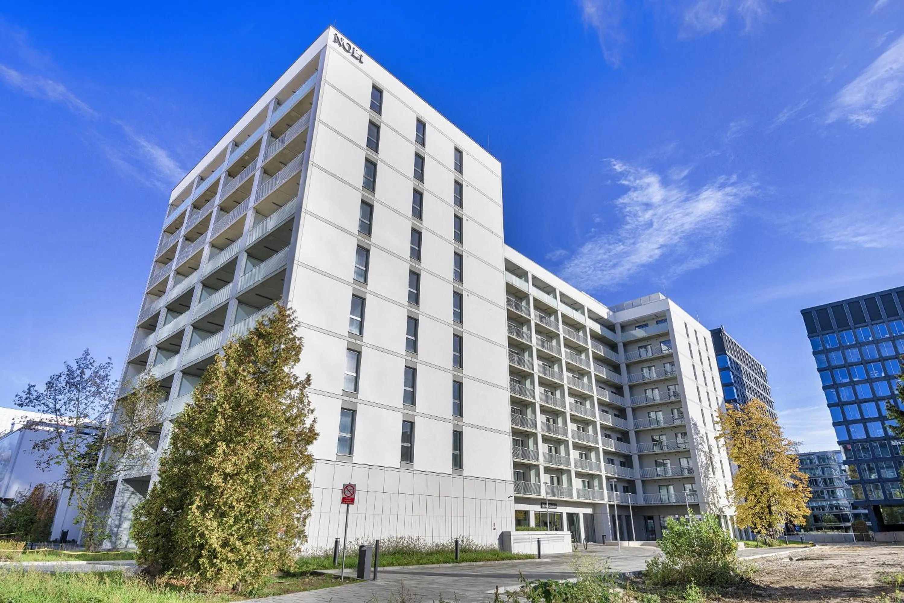 Property building in Noli Mokotow