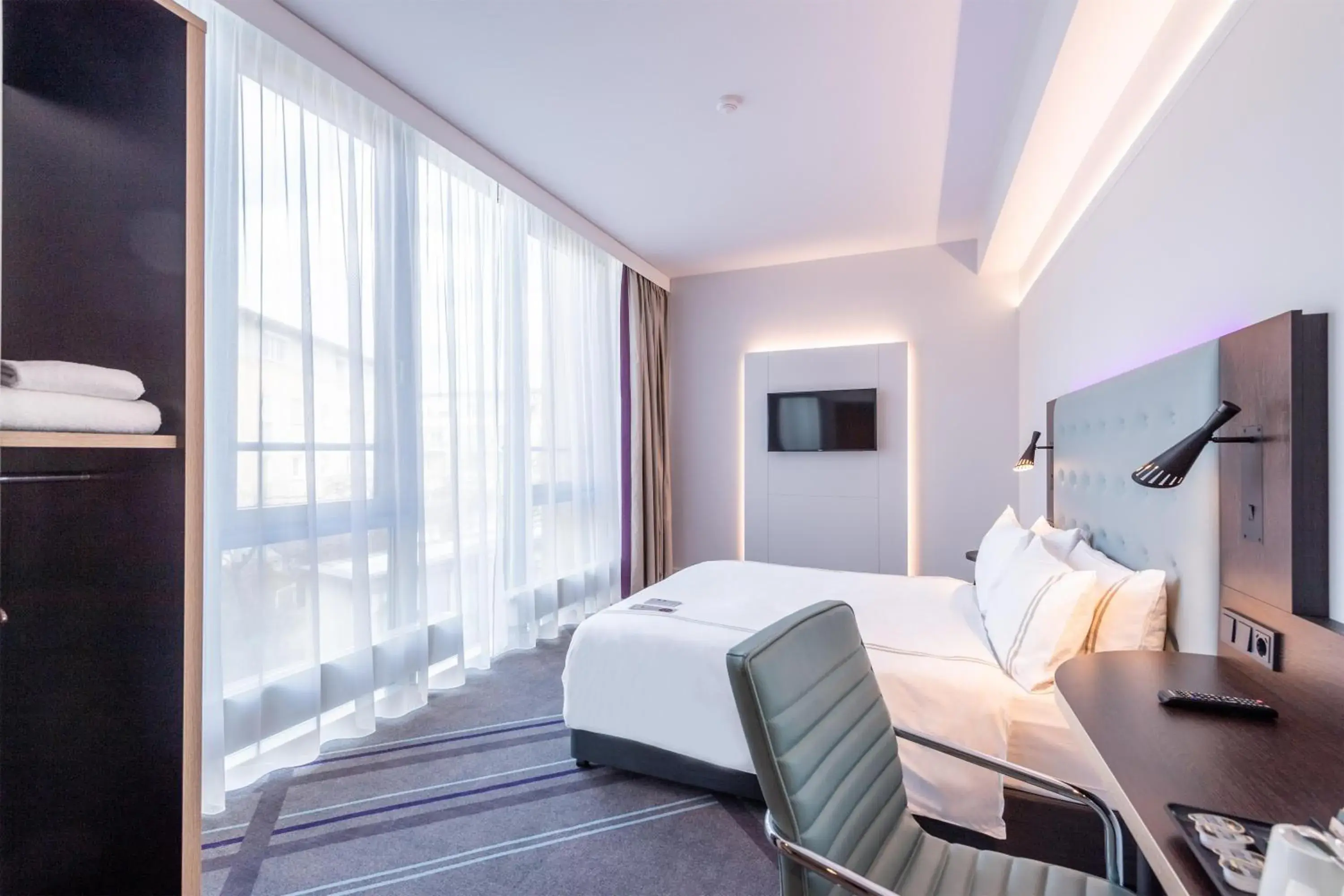 Bedroom, Bed in Premier Inn Muenchen Messe Bedroom, Bed in Premier Inn Muenchen Messe