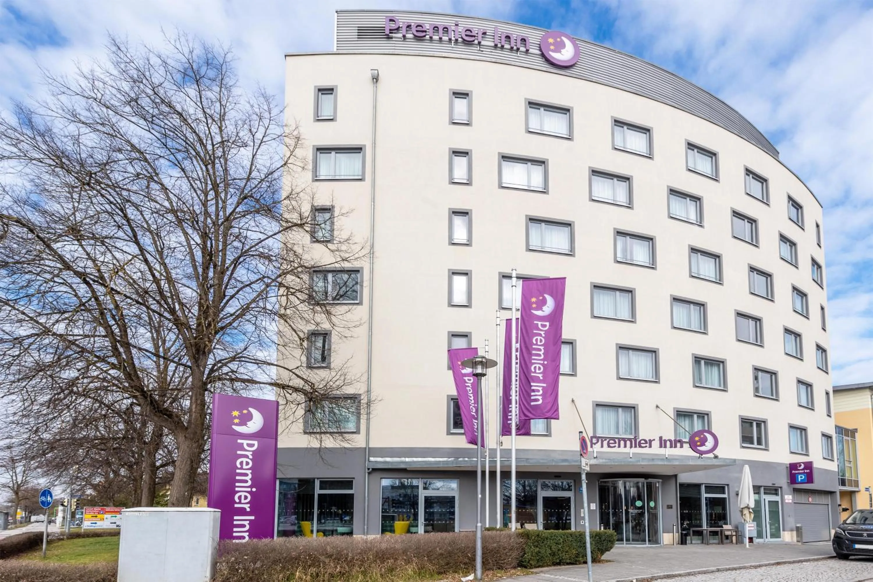 Property building in Premier Inn Muenchen Messe