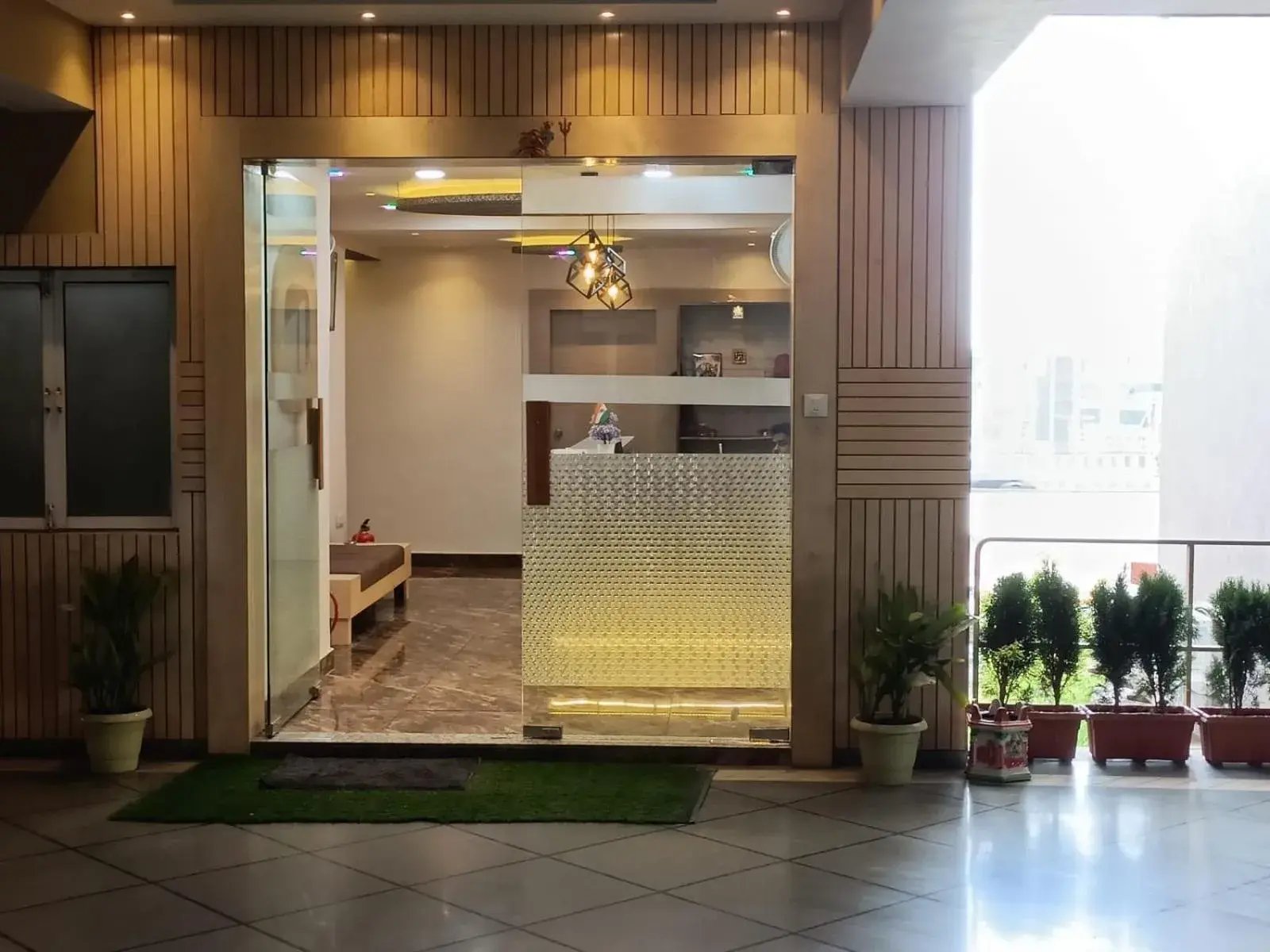 Facade/entrance in FabHotel Symphony Grand Facade/entrance in FabHotel Symphony Grand