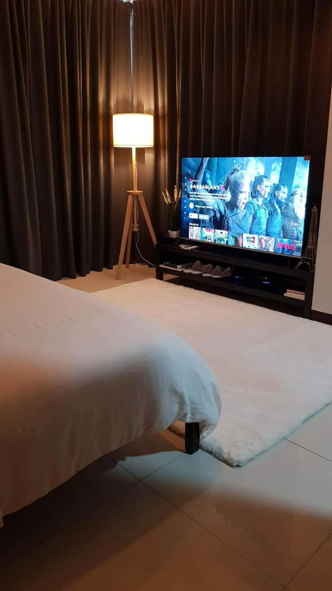 Bed in 101 Newport blvd C2 4F by Rechelle Nunag