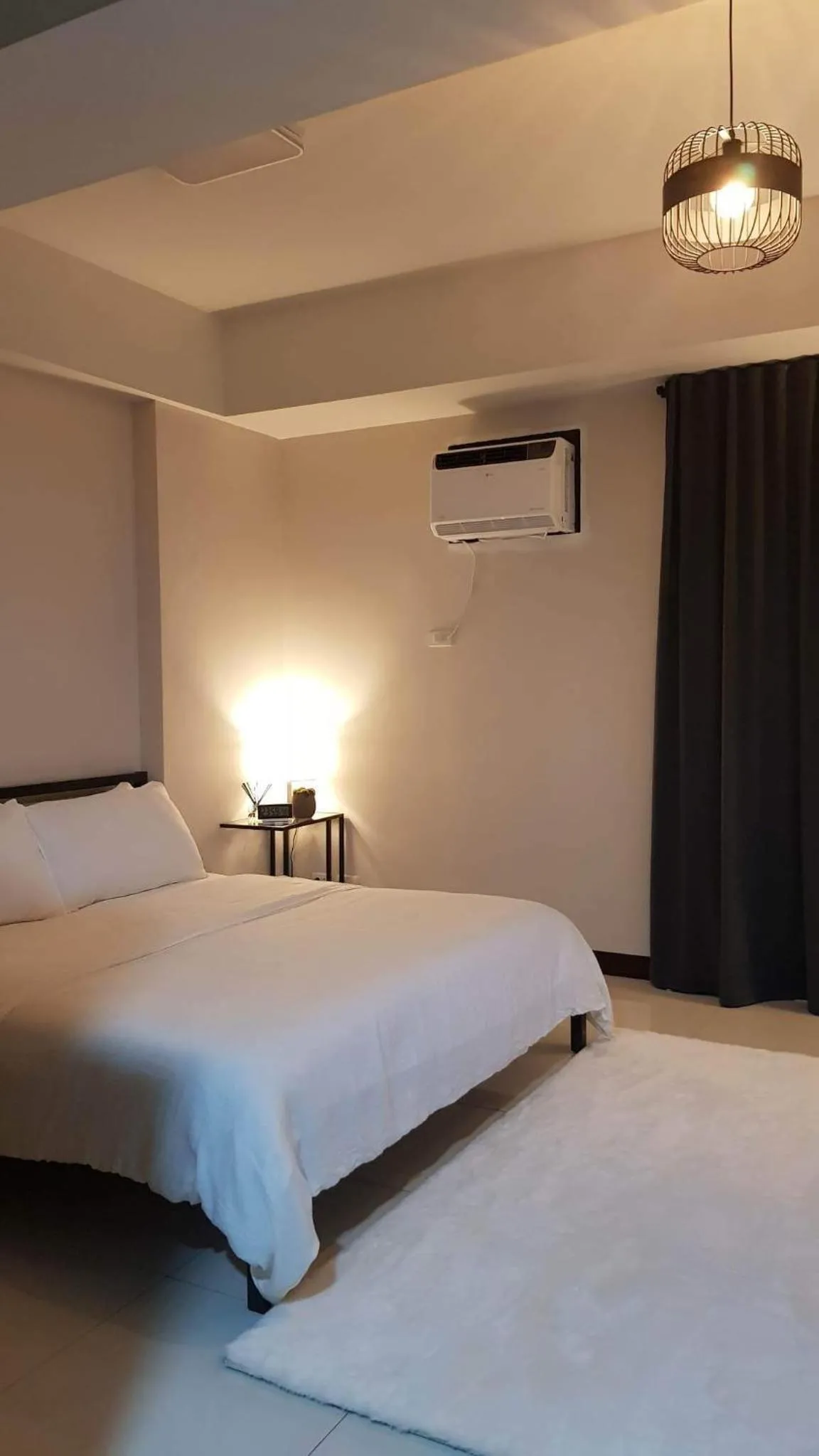 Bed in 101 Newport blvd C2 4F by Rechelle Nunag