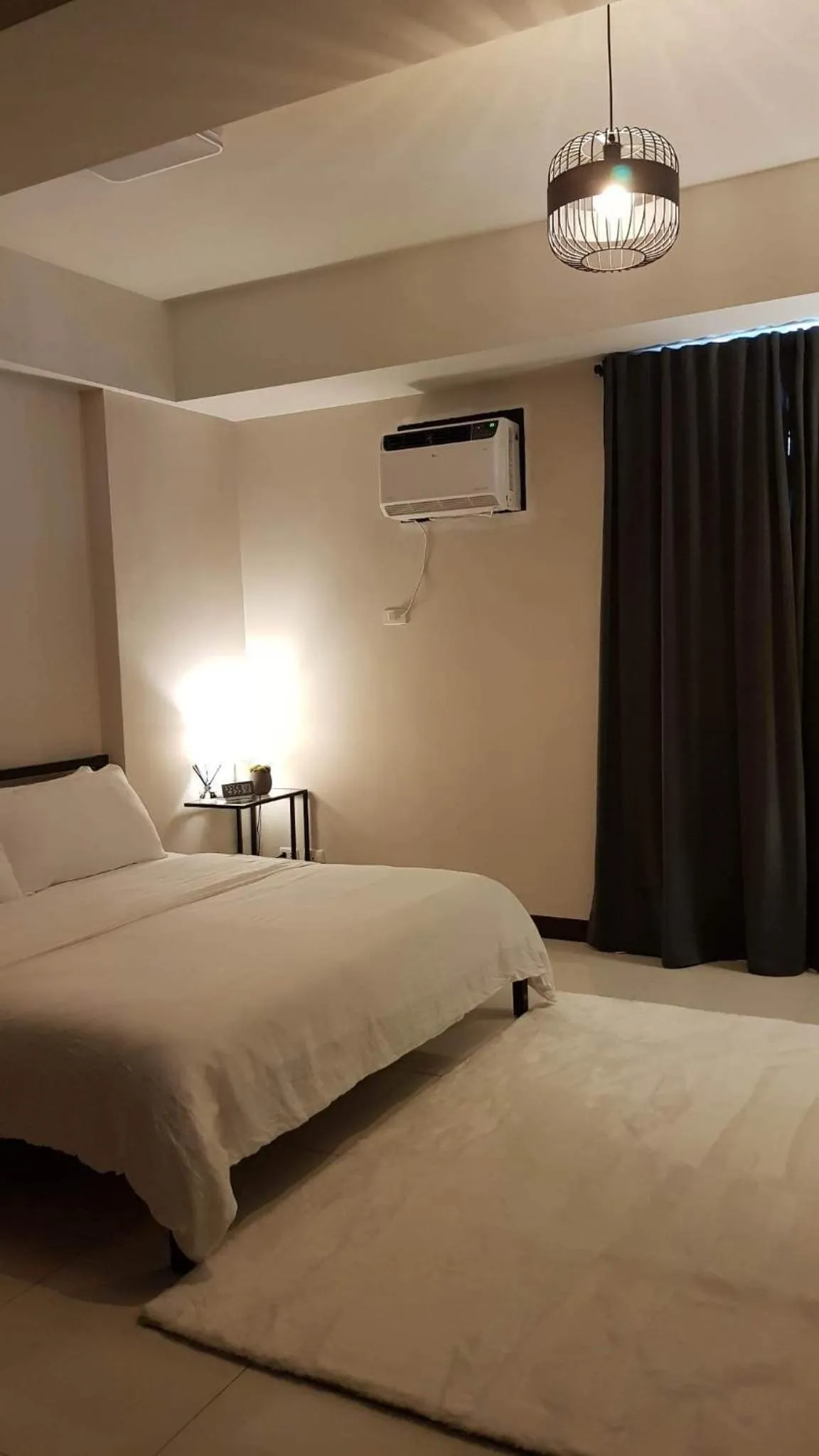 Bed in 101 Newport blvd C2 4F by Rechelle Nunag